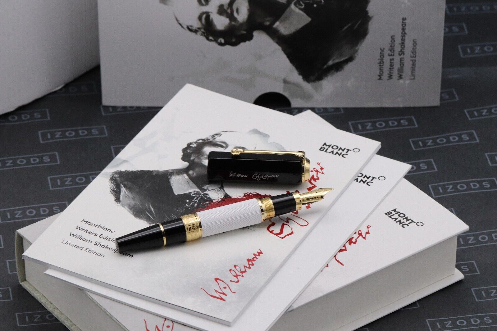 Montblanc Writers Edition William Shakespeare Fountain Pen - UNUSED - Broad Nib image 0
