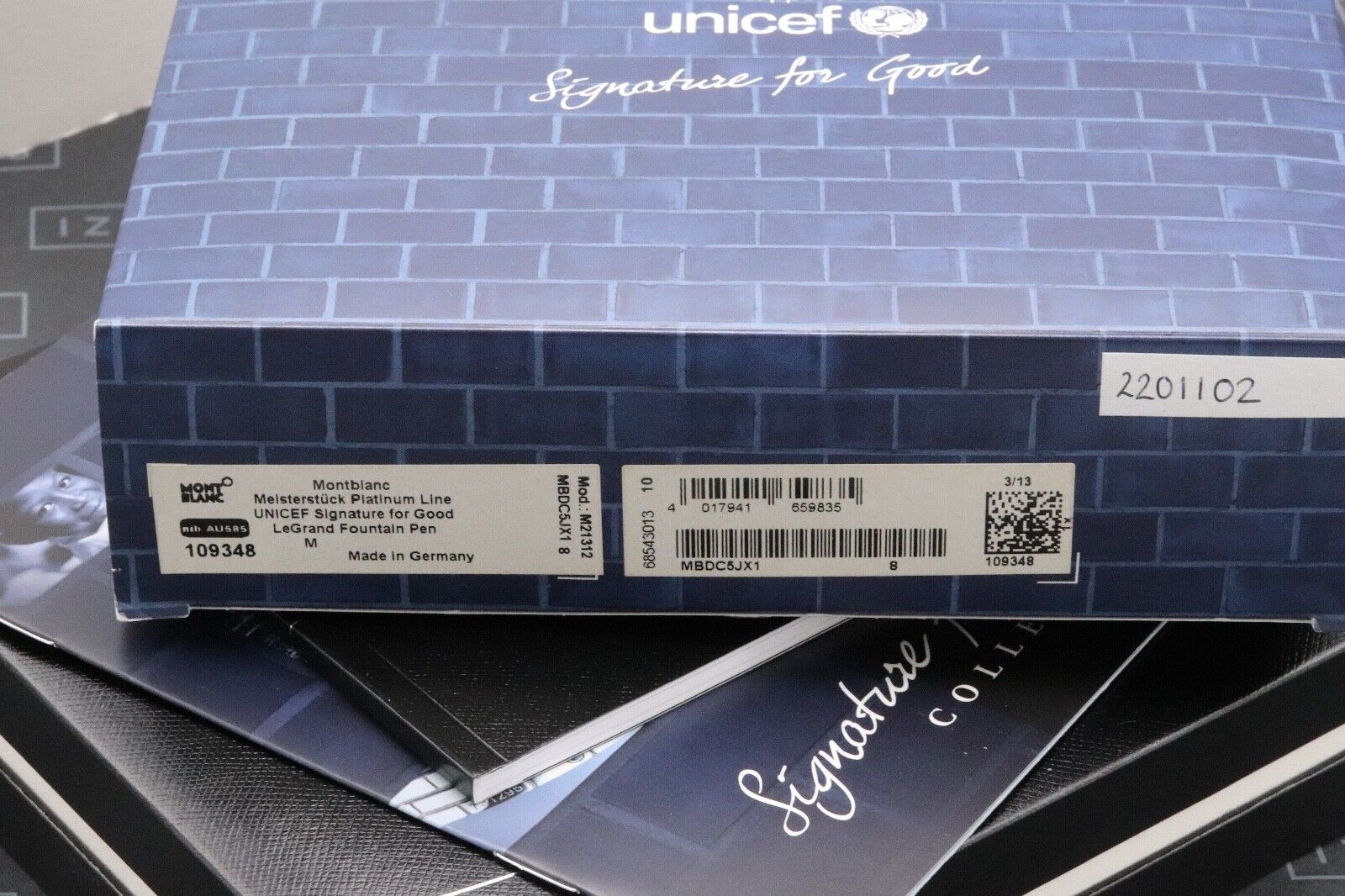 Montblanc Meisterstuck LeGrand UNICEF 2013 Fountain Pen image 8