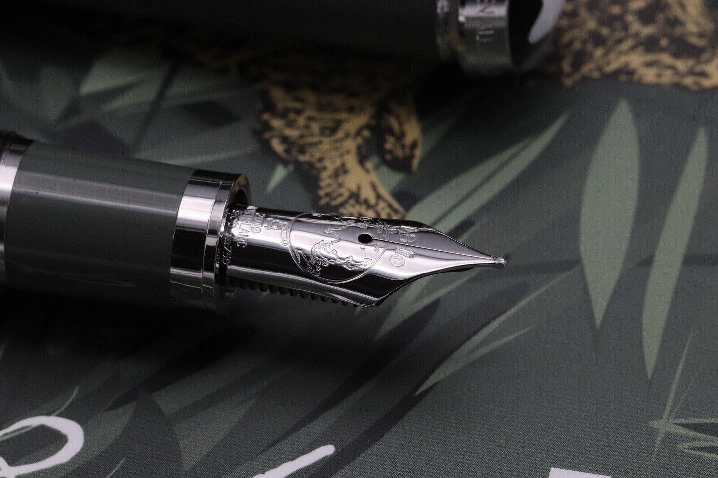 Montblanc Writers Edition Rudyard Kipling Fountain Pen – UNUSED image 2