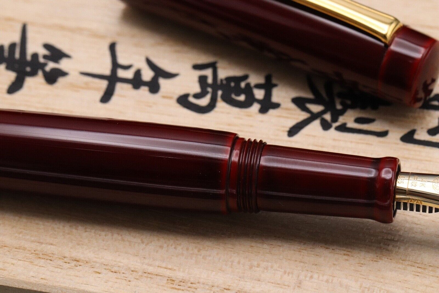 Nakaya Neo Standard Aka-tamenuri Fountain Pen - Soft Medium Nib image 3