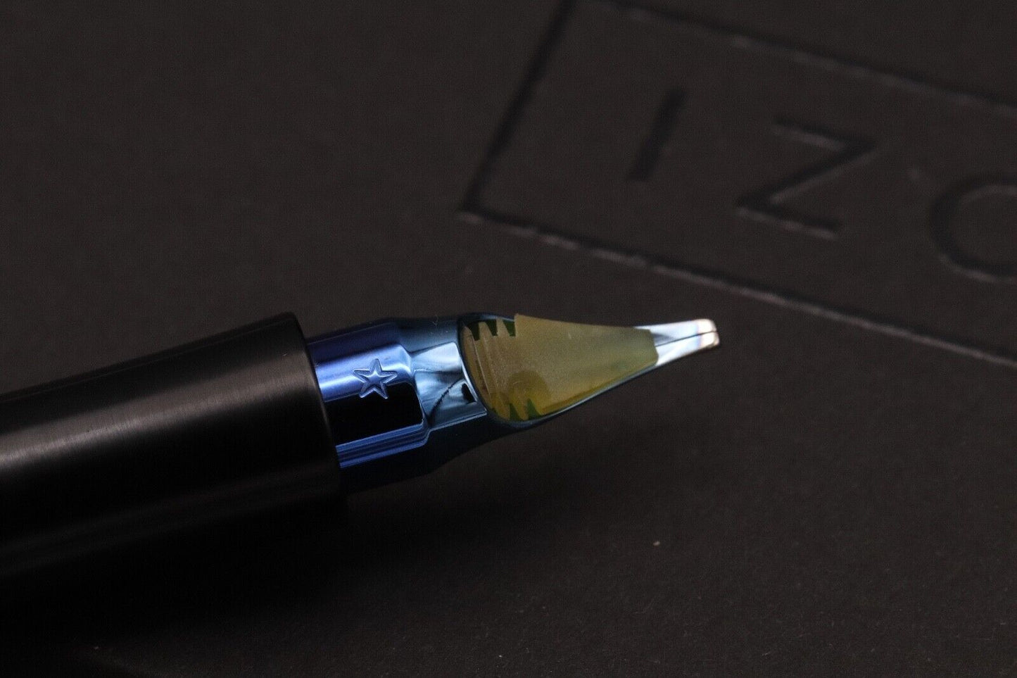 Schon DSGN Titanium Shell Fountain Pen - Stub Monoc Nib image 4