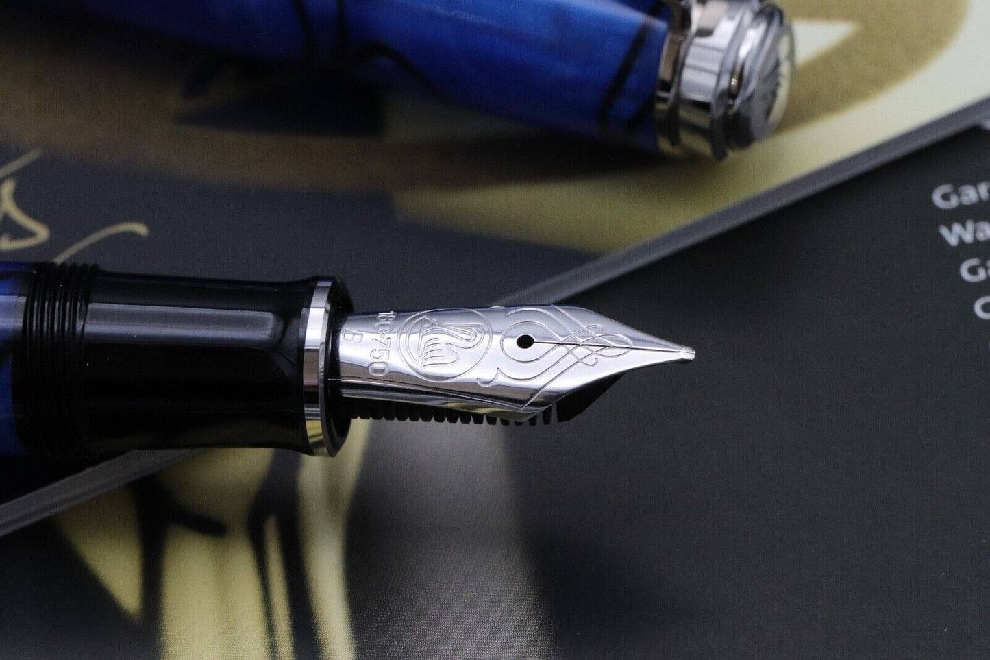 Pelikan M805 Blue Dunes Special Edition Fountain Pen - UNUSED image 2