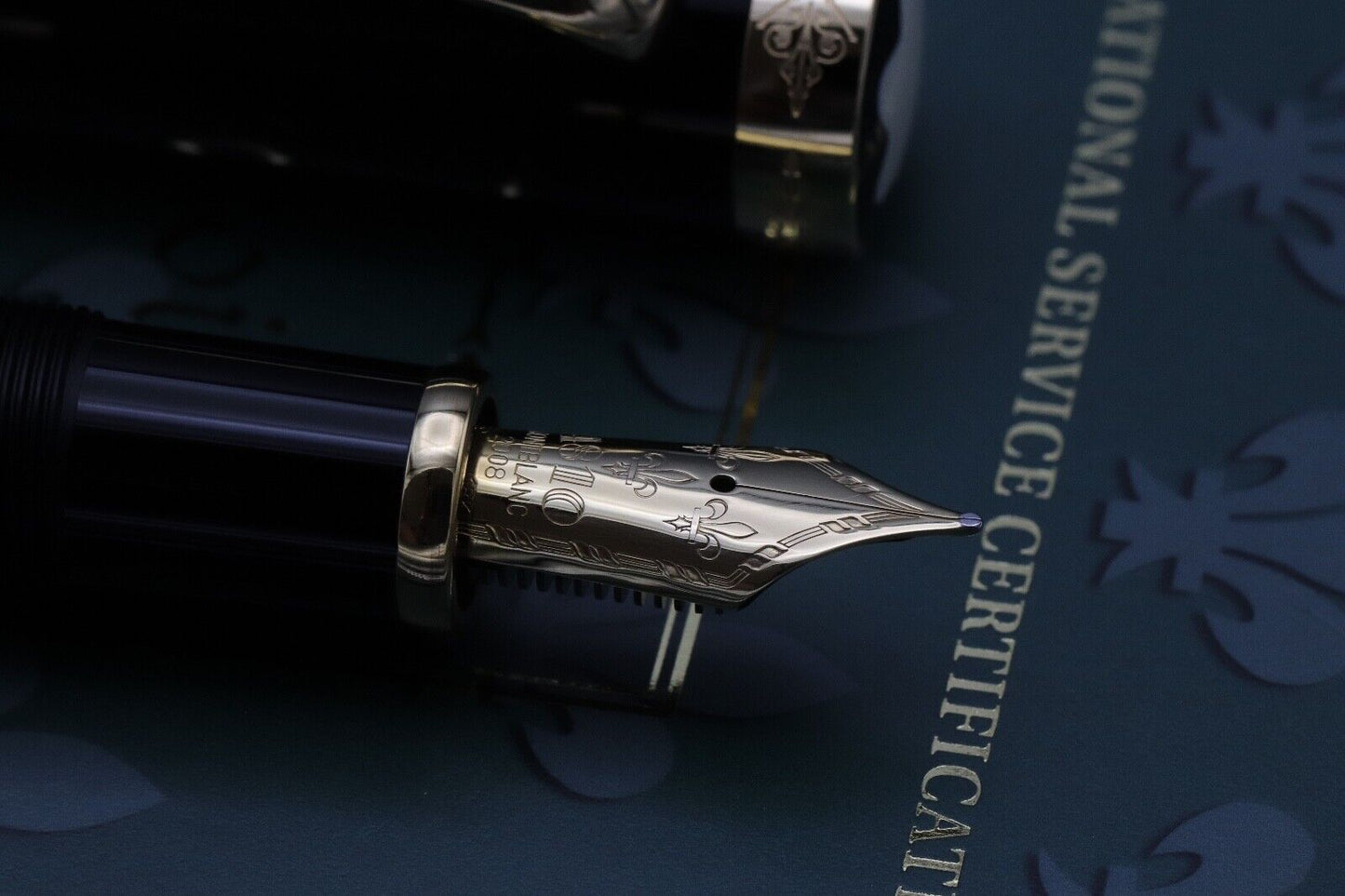 Montblanc Patron Of Art Francois I 4810 Fountain Pen - UNUSED image 2