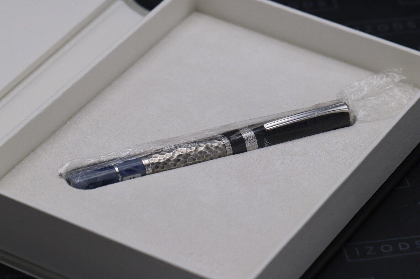 Montblanc Writers Edition Leo Tolstoy Fountain Pen - NEVER INKED - NUMBER 666 image 9
