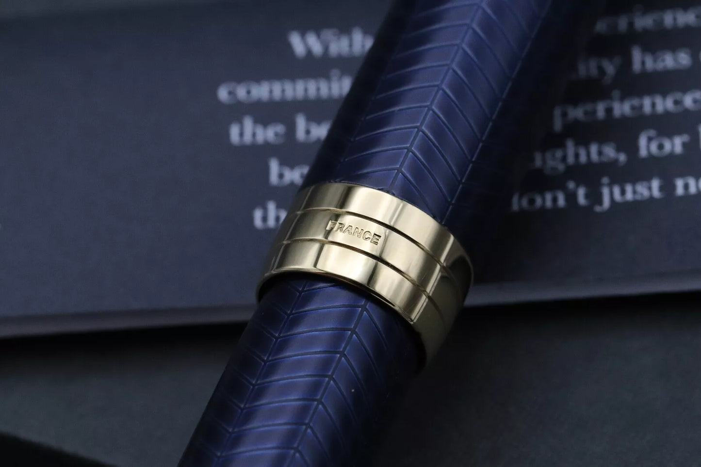 Parker Duofold Centennial Prestige Blue Chevron Fountain Pen - UNUSED image 6