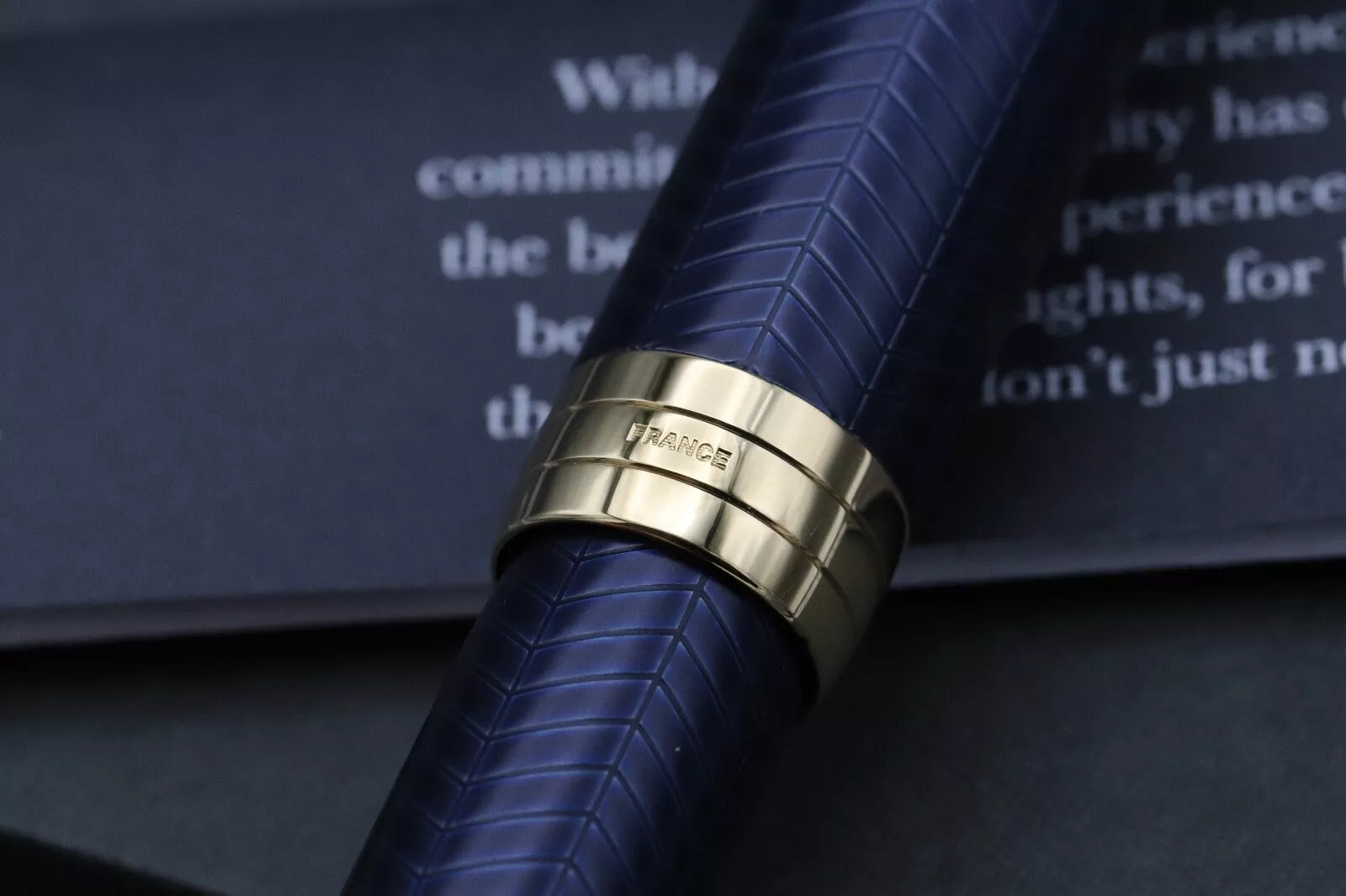 Parker Duofold Centennial Prestige Blue Chevron Fountain Pen - UNUSED image 6