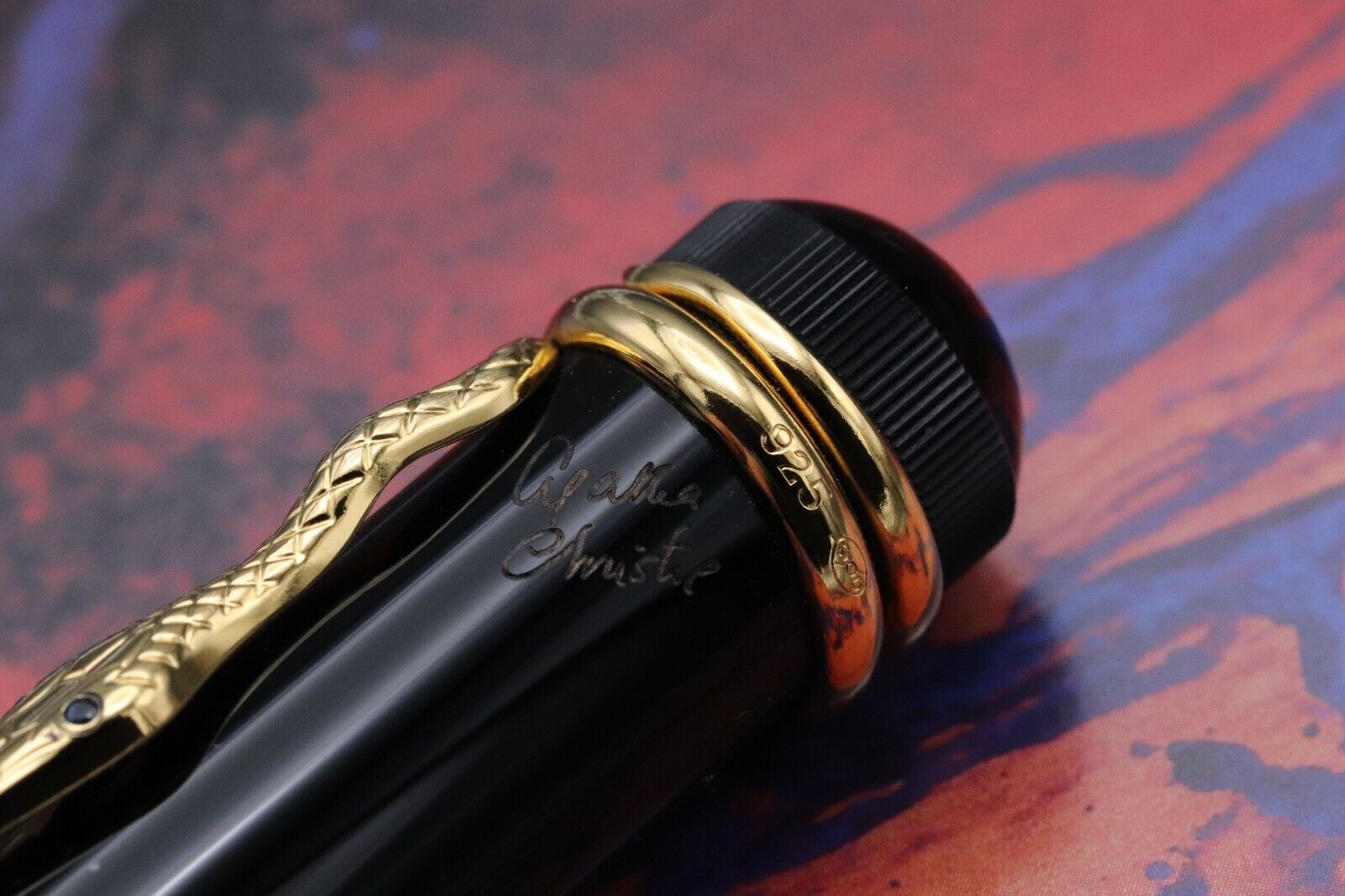 Montblanc Writers Edition Agatha Christie Vermeil Fountain Pen - 0062/4810 image 4