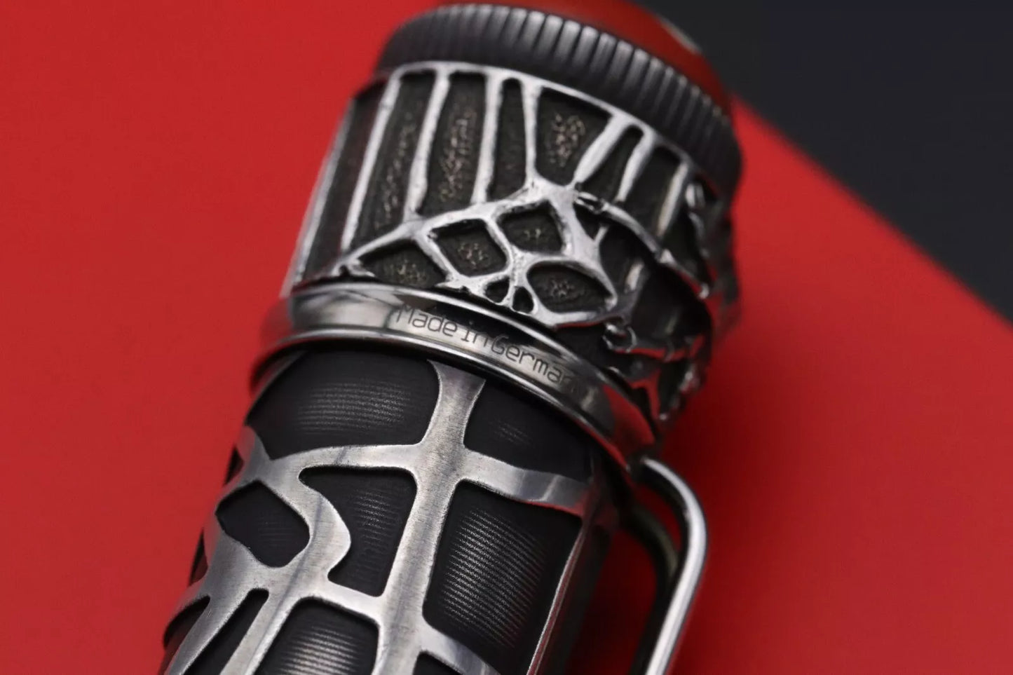 Montblanc Heritage Rouge et Noir Metamorphosis LE1906 Fountain Pen image 7