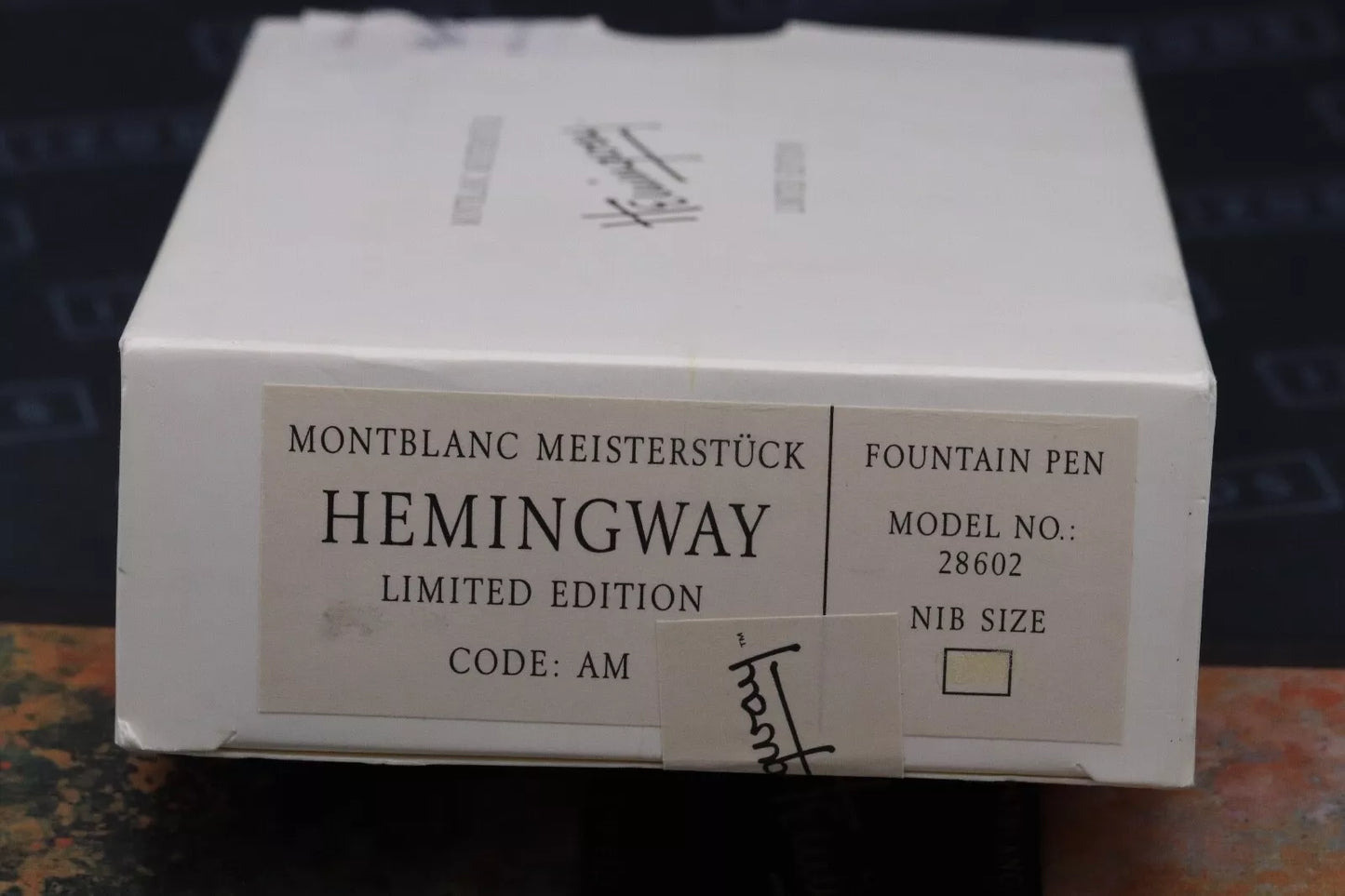 Montblanc Writers Edition Ernest Hemingway Fountain Pen - UNUSED image 13