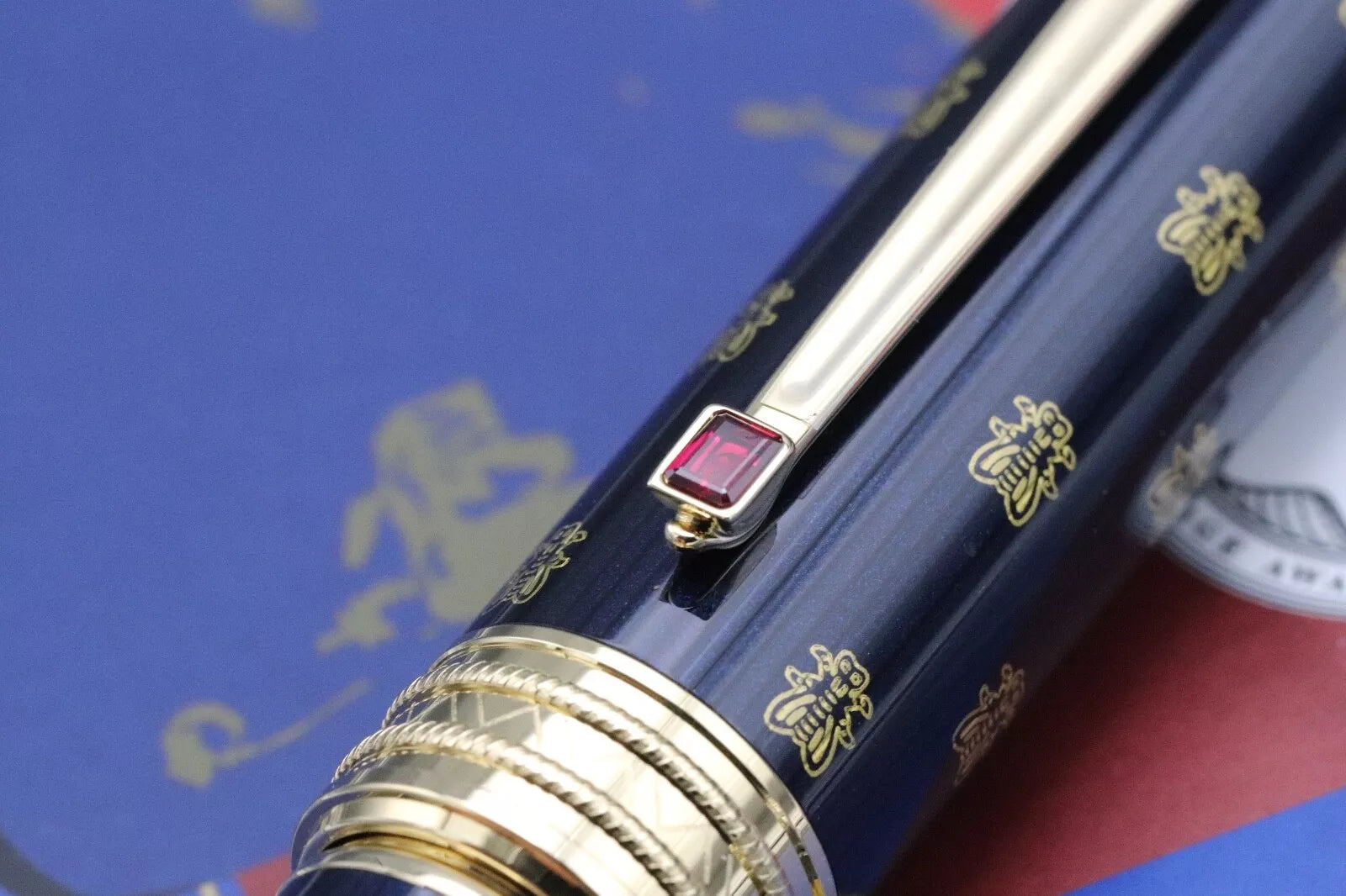 Montblanc Patron of Art Homage to Napoleon Bonaparte 4810 Fountain Pen - UNUSED image 7