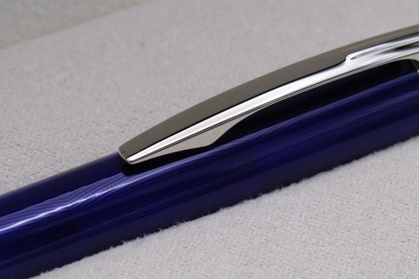 Montblanc Starwalker Cool Blue Ballpoint Pen image 4