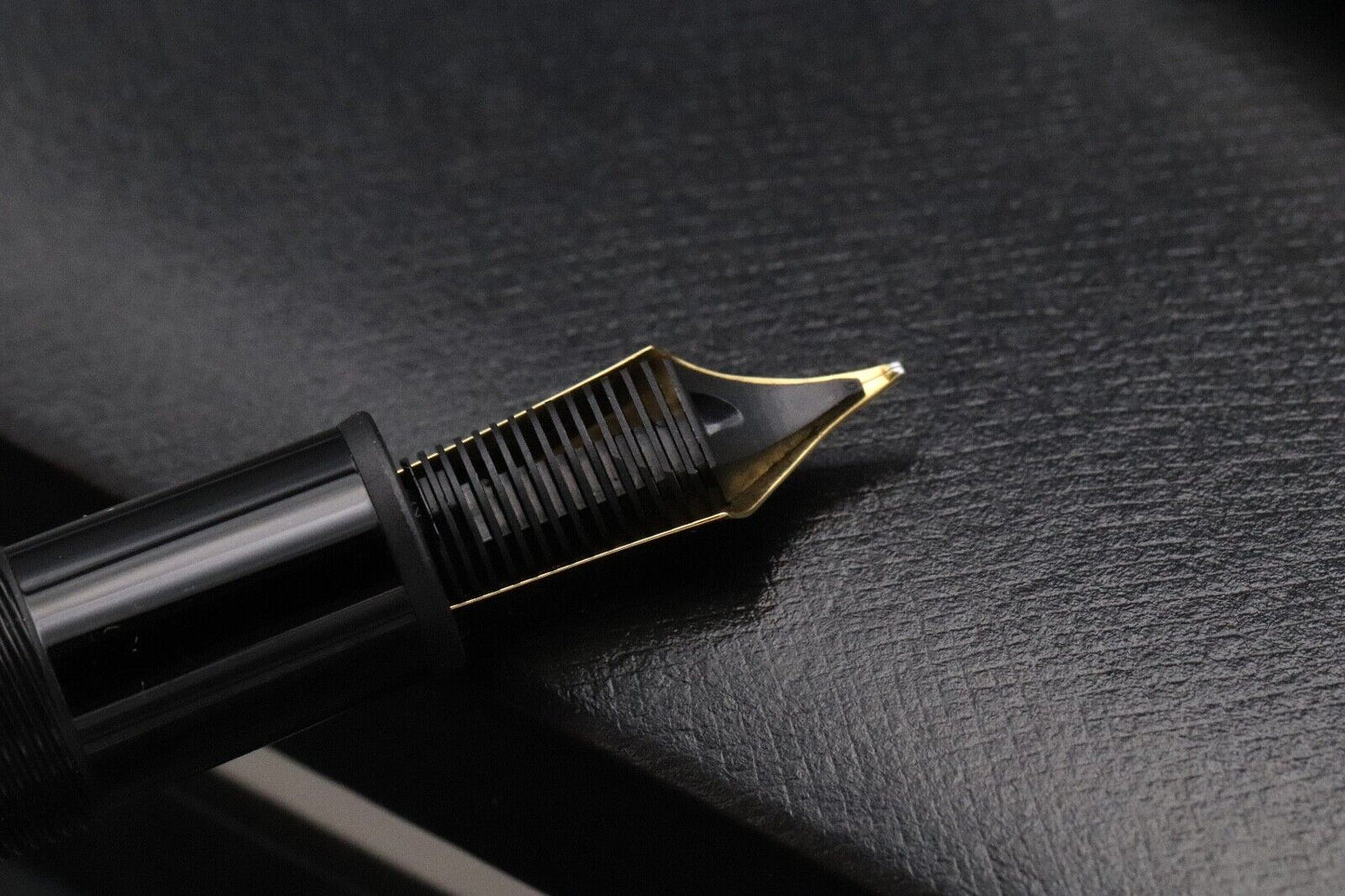 Montblanc Meisterstuck 146 LeGrand Barley Sterling Silver Fountain Pen - 1991-92 image 3