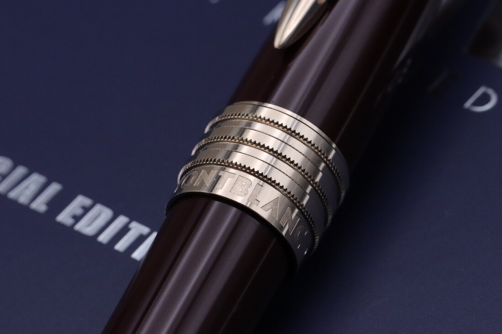 Montblanc Great Characters John F. Kennedy JFK Burgundy SE Fountain Pen image 4