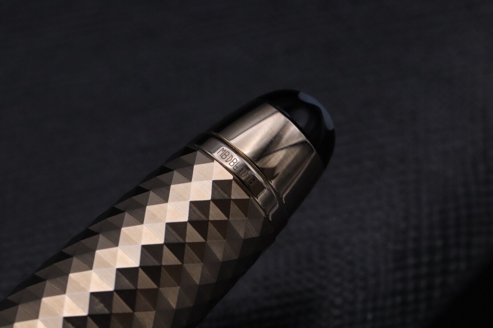 Montblanc Meisterstuck Midsize Geometric Dimension Ballpoint Pen image 4