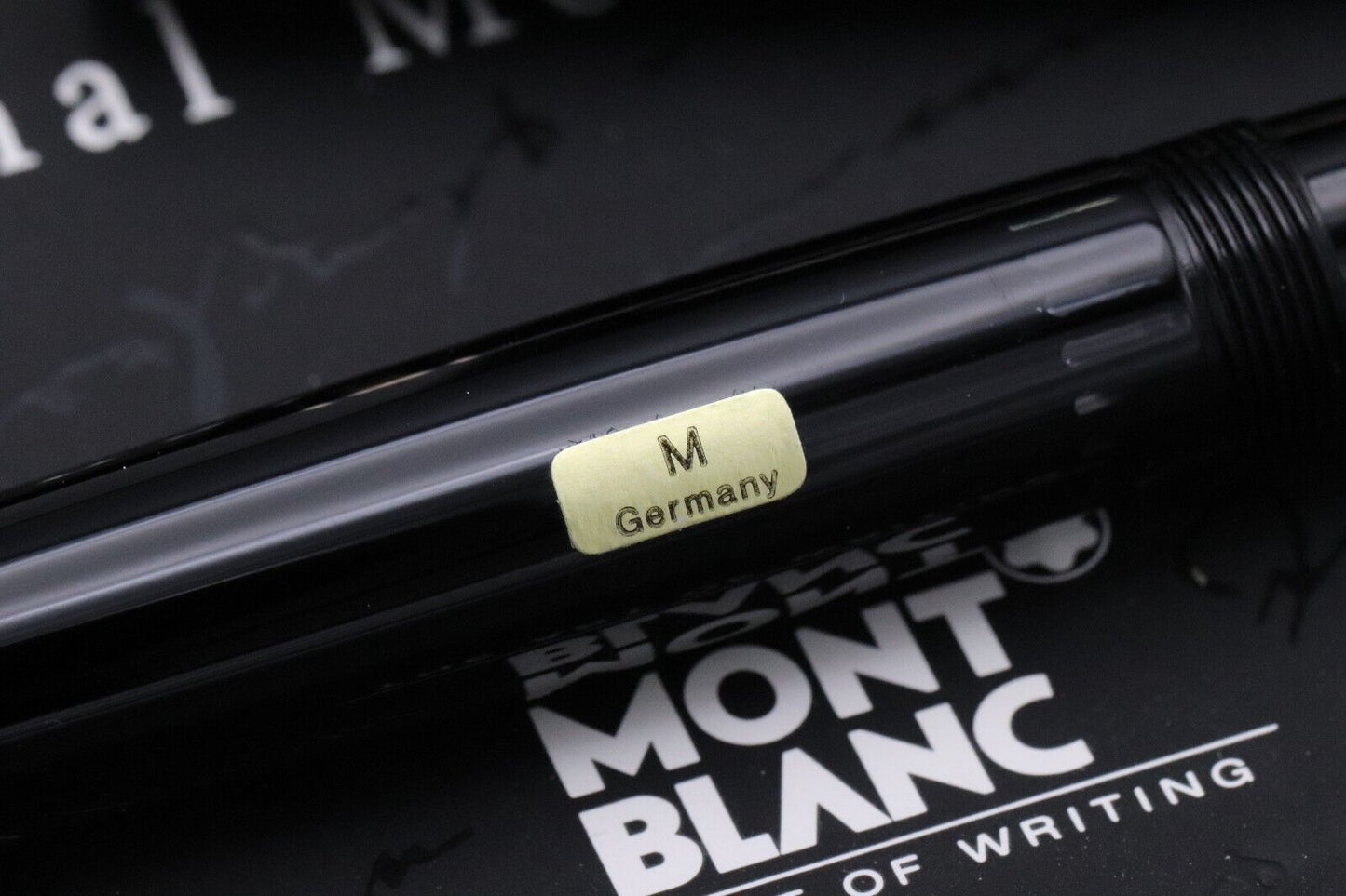 Montblanc Meisterstuck 146 LeGrand Gold-Coated Fountain Pen image 2