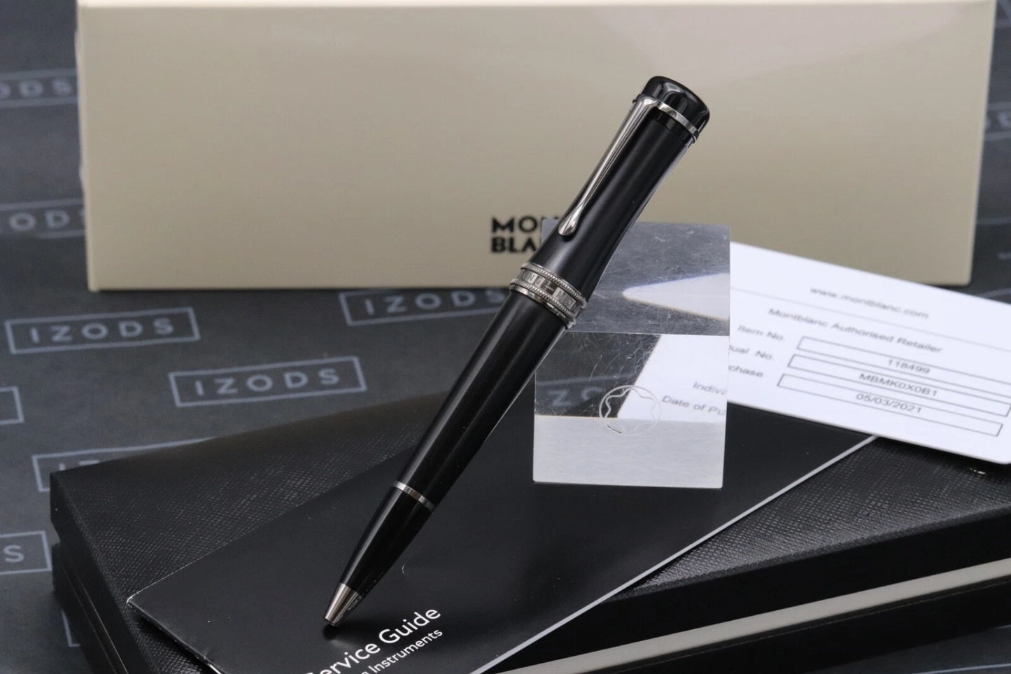 Montblanc Bonheur Boyfriend Ballpoint Pen image 5