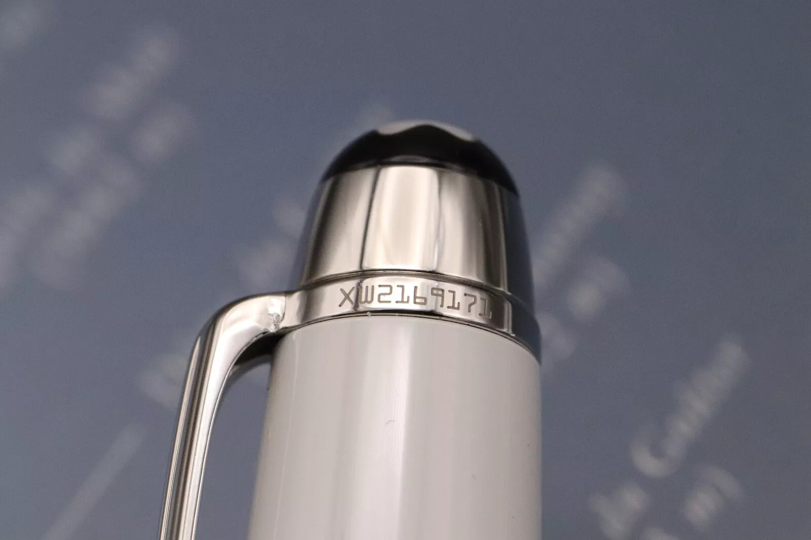 Montblanc Meisterstuck Classique Tribute to the Mont Blanc Fountain Pen image 6