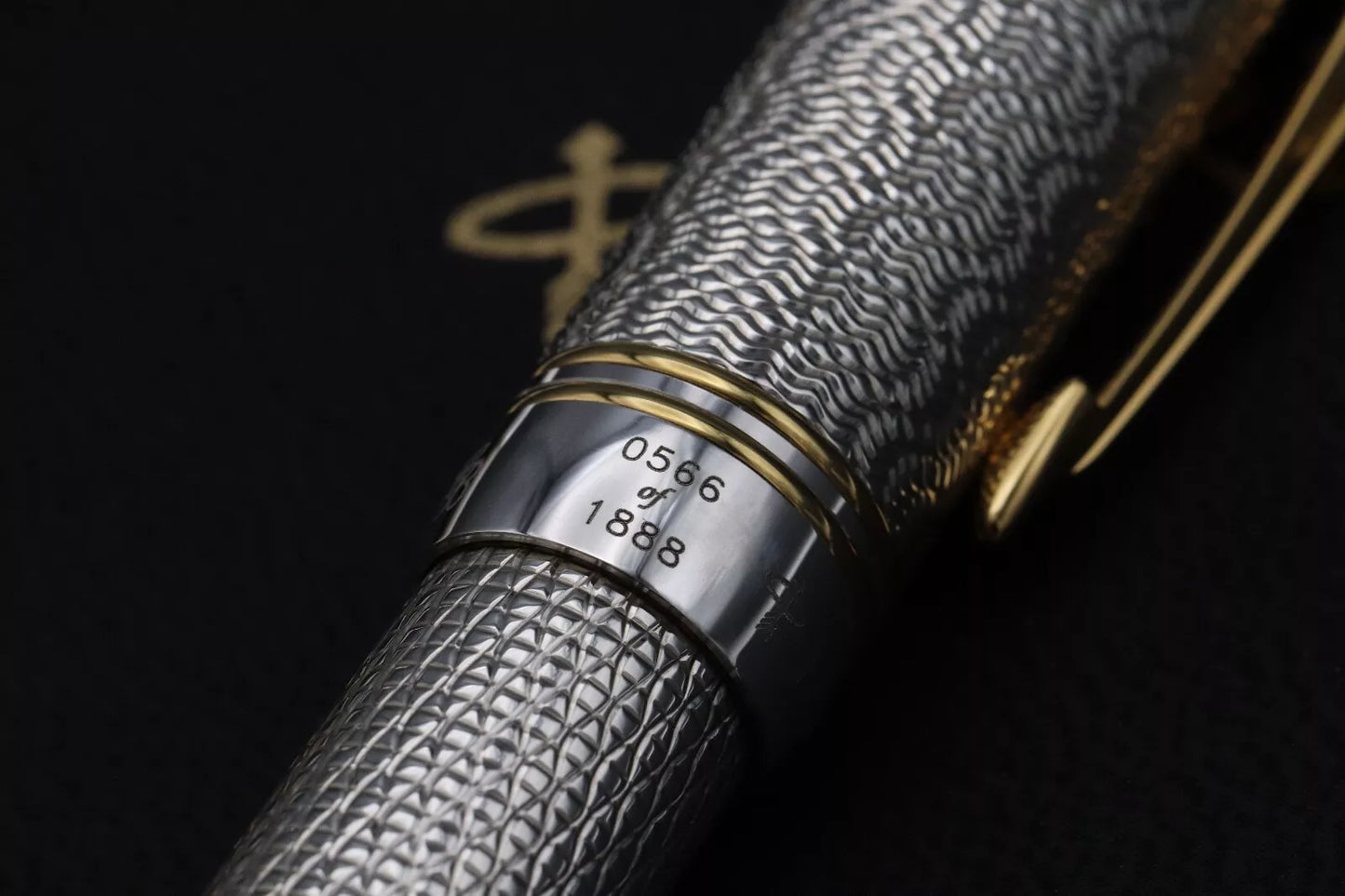 Classic Pens CP5 Parker Centennial Modern and Vintage Fountain Pen Set - UNUSED image 6