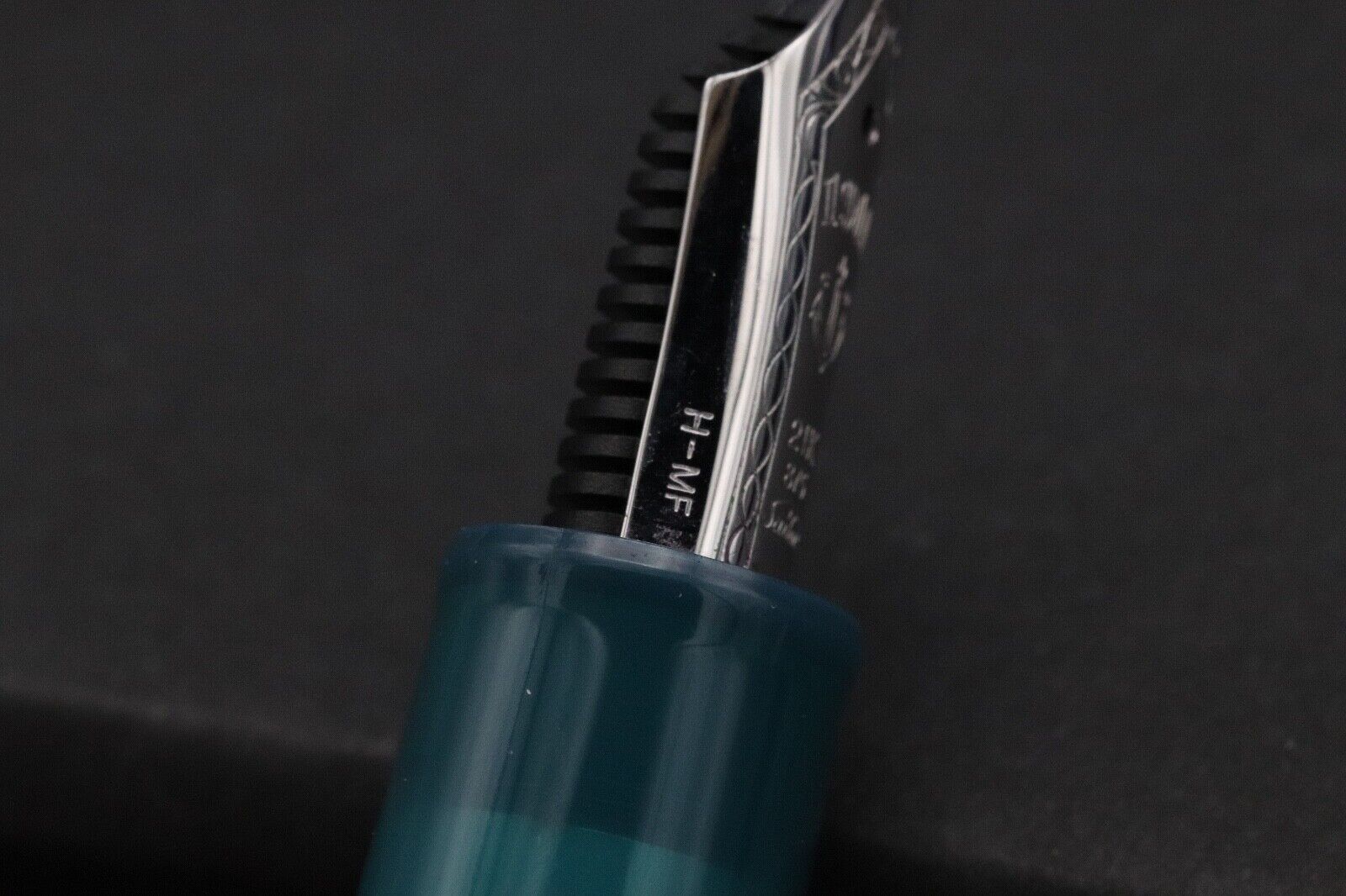 Sailor Pro Gear Ocean Fountain Pen image 3