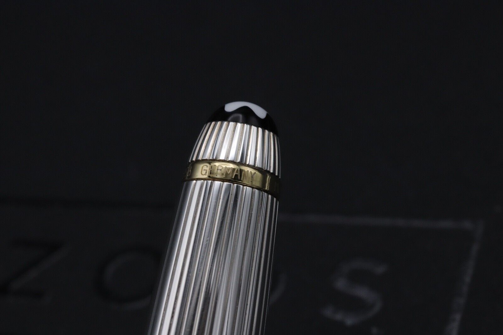 Montblanc Meisterstuck 144 Classique AG925 Solitaire Pinstripe Fountain Pen image 7