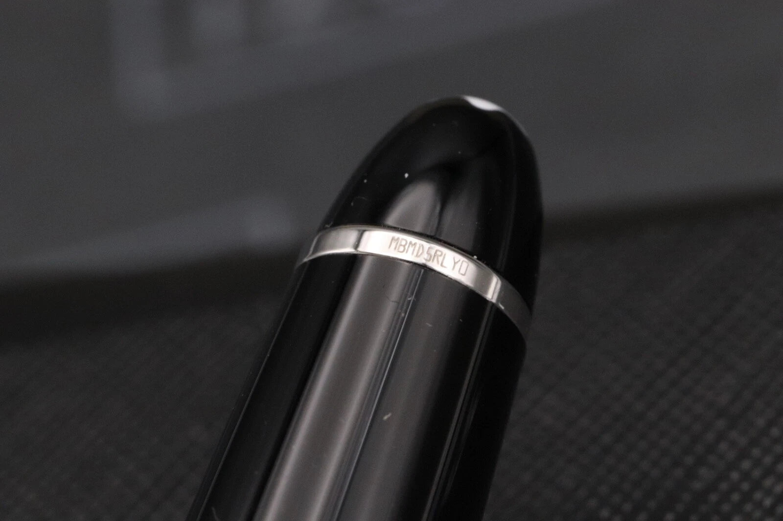 Montblanc Meisterstuck 146 LeGrand Platinum-Coated Fountain Pen - UNUSED image 2