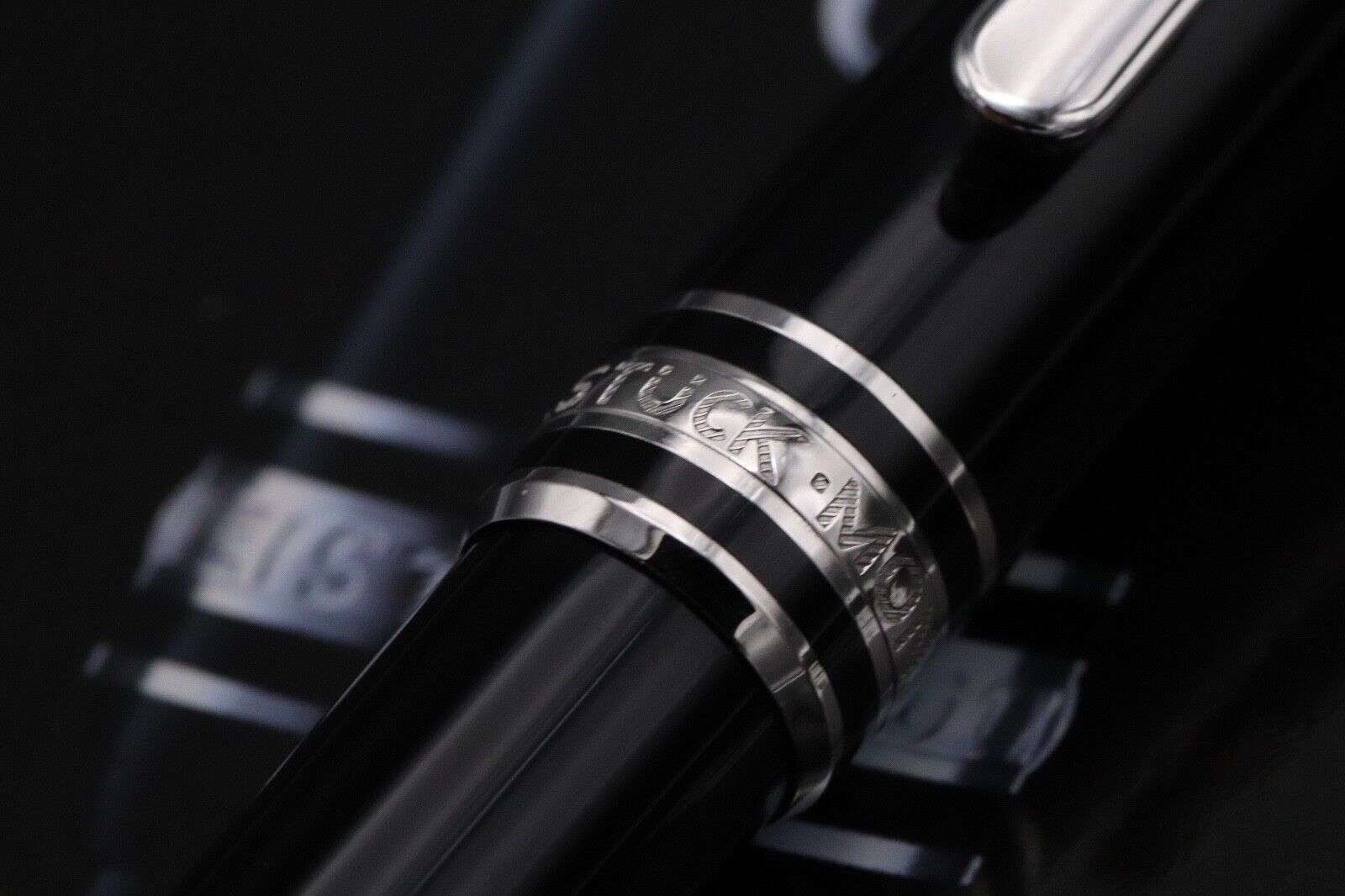 Montblanc Meisterstück 116 Mozart Diamond Collection Ballpoint Pen image 2