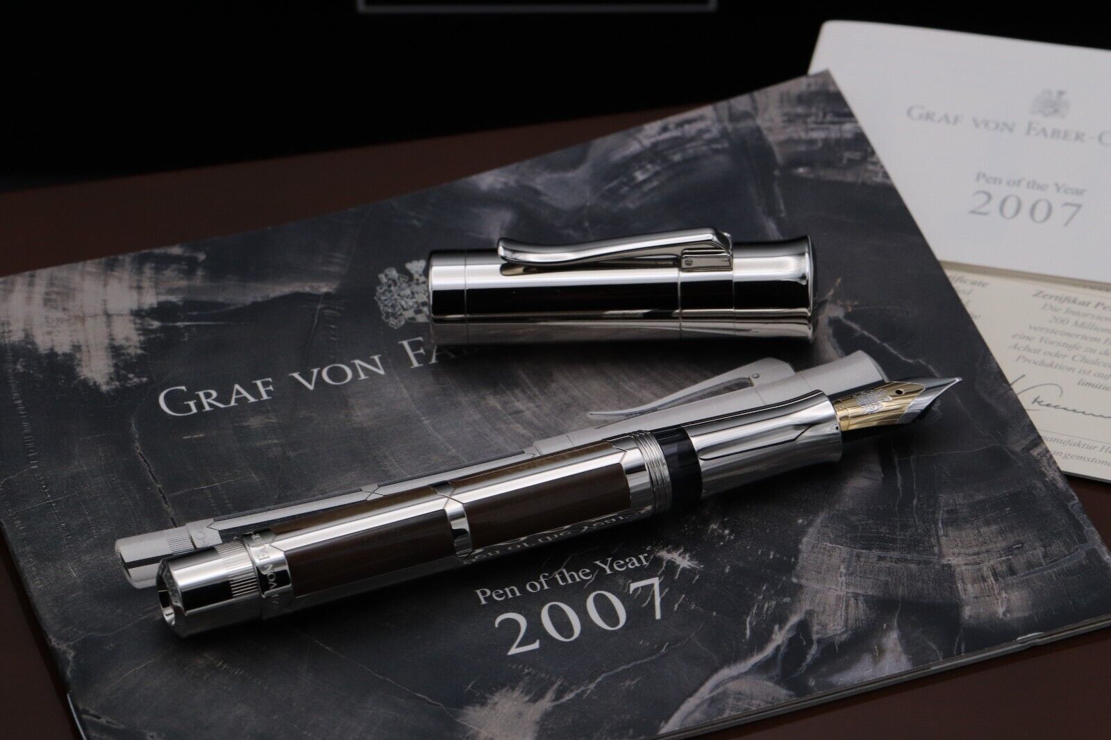 Graf von Faber-Castell Pen of the Year 2007 Petrified Wood Fountain Pen - UNUSED image 1
