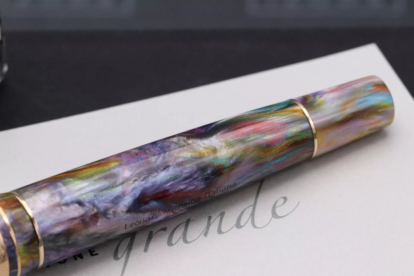 Leonardo Momento Zero Grande Red Gold Primary Manipulation 4 LE Fountain Pen image 6
