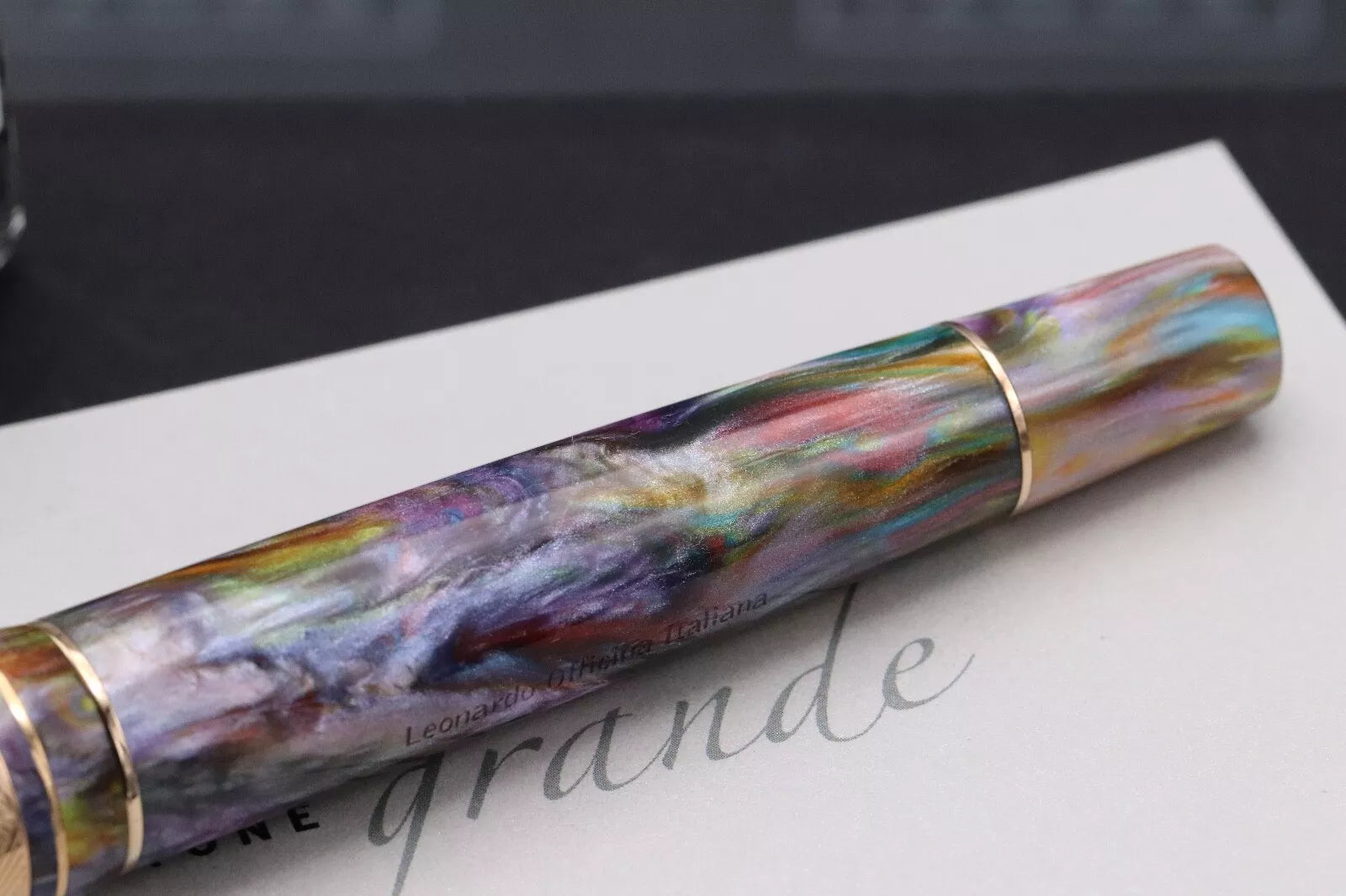 Leonardo Momento Zero Grande Red Gold Primary Manipulation 4 LE Fountain Pen image 6