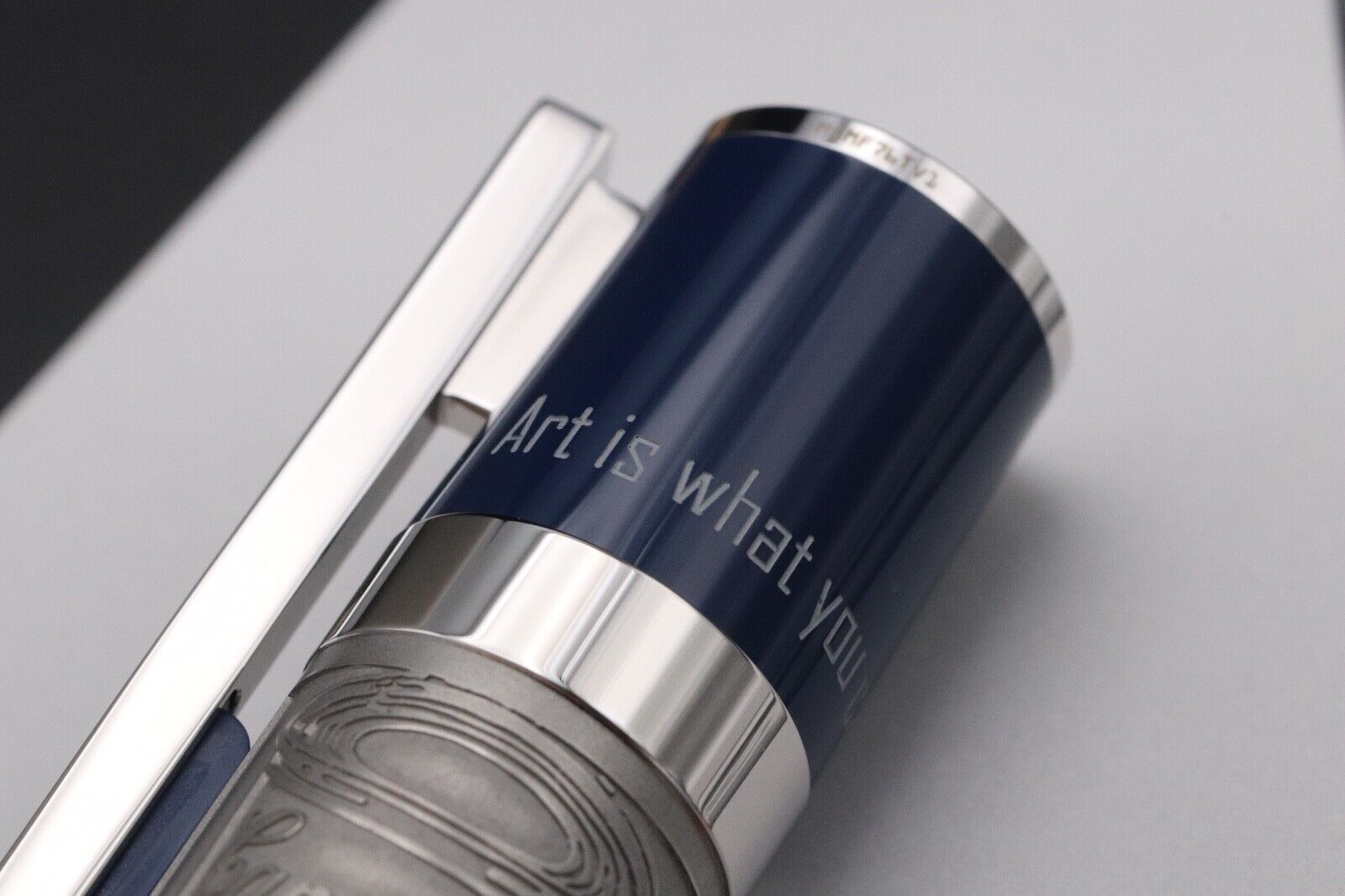 Montblanc Great Characters Andy Warhol Special Edition Ballpoint Pen - UNUSED image 4