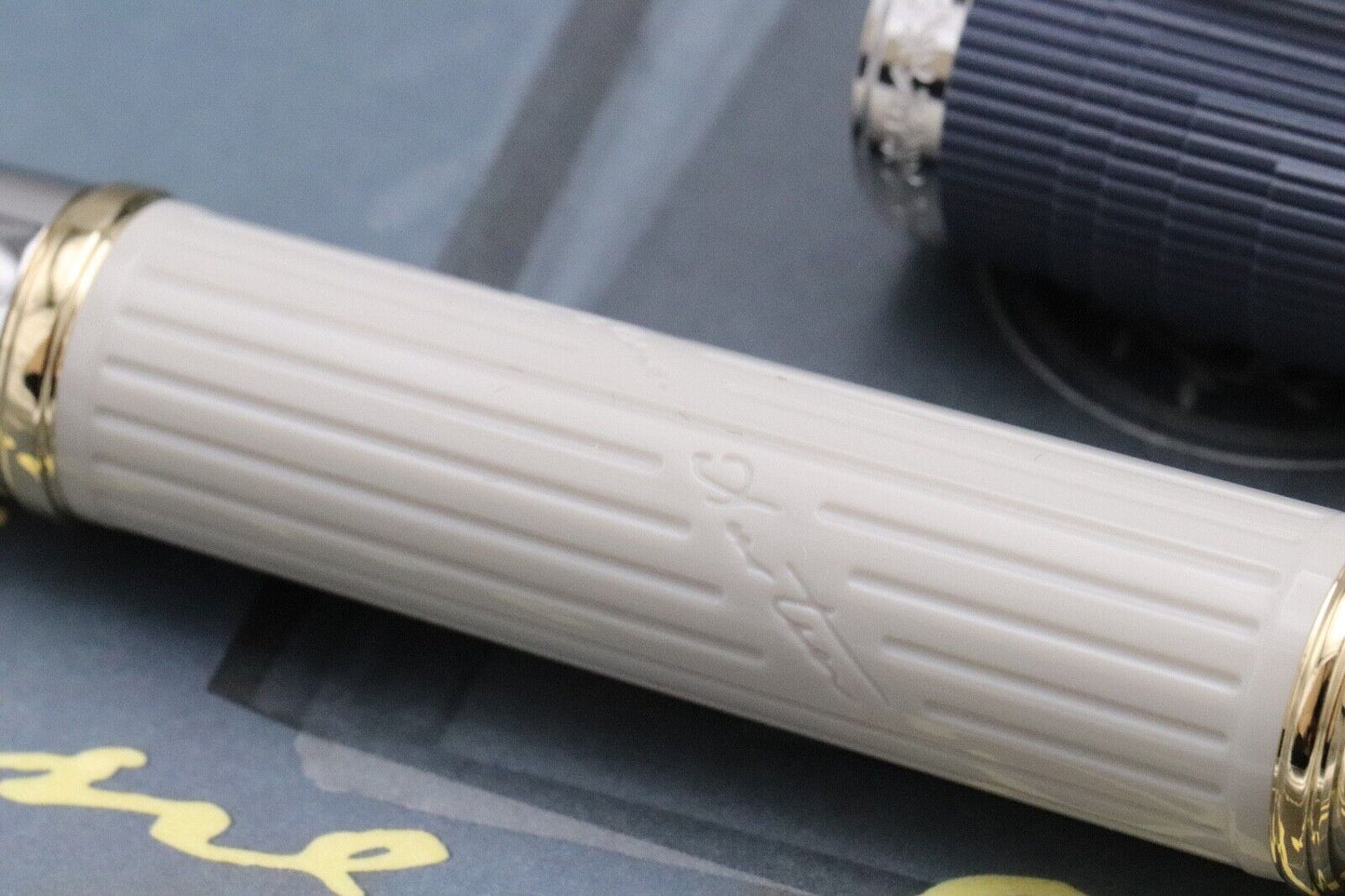 Montblanc Writers Edition Jane Austen Fountain Pen - UNUSED image 3