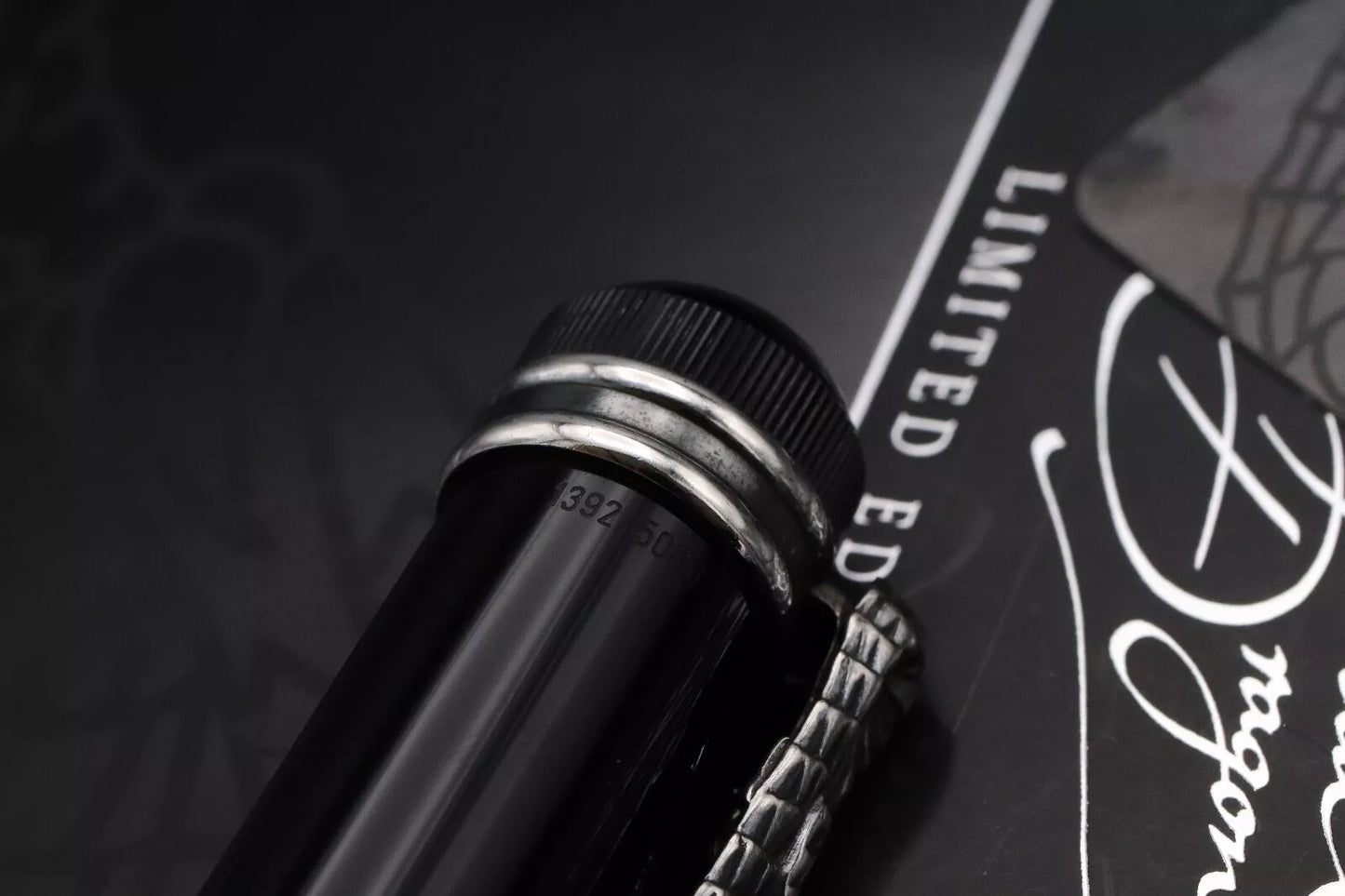 Montblanc Writers Edition Imperial Dragon Fountain Pen - Broad Nib image 6