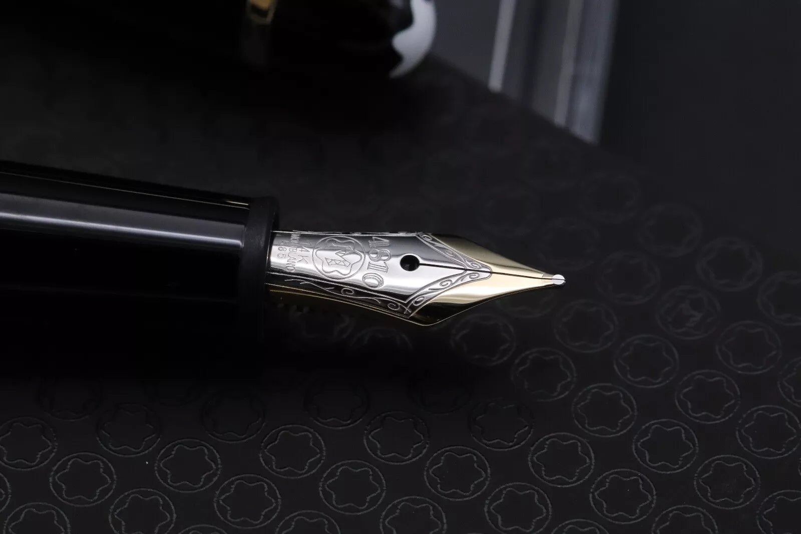 Montblanc Meisterstuck Chopin Classique Gold Line Fountain Pen - UNUSED image 7