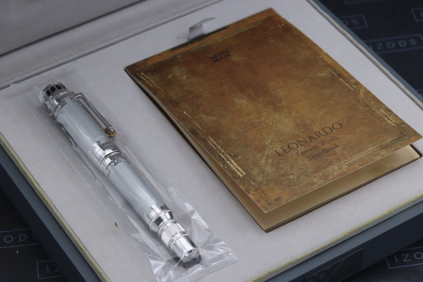 Montblanc Great Characters Leonardo da Vinci 3000 LE Fountain Pen - UNUSED image 9