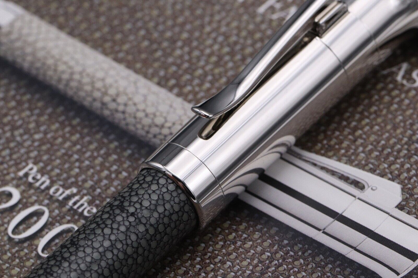 Graf von Faber-Castell Pen of the Year 2005 Galuchet Fountain Pen - UNUSED image 4