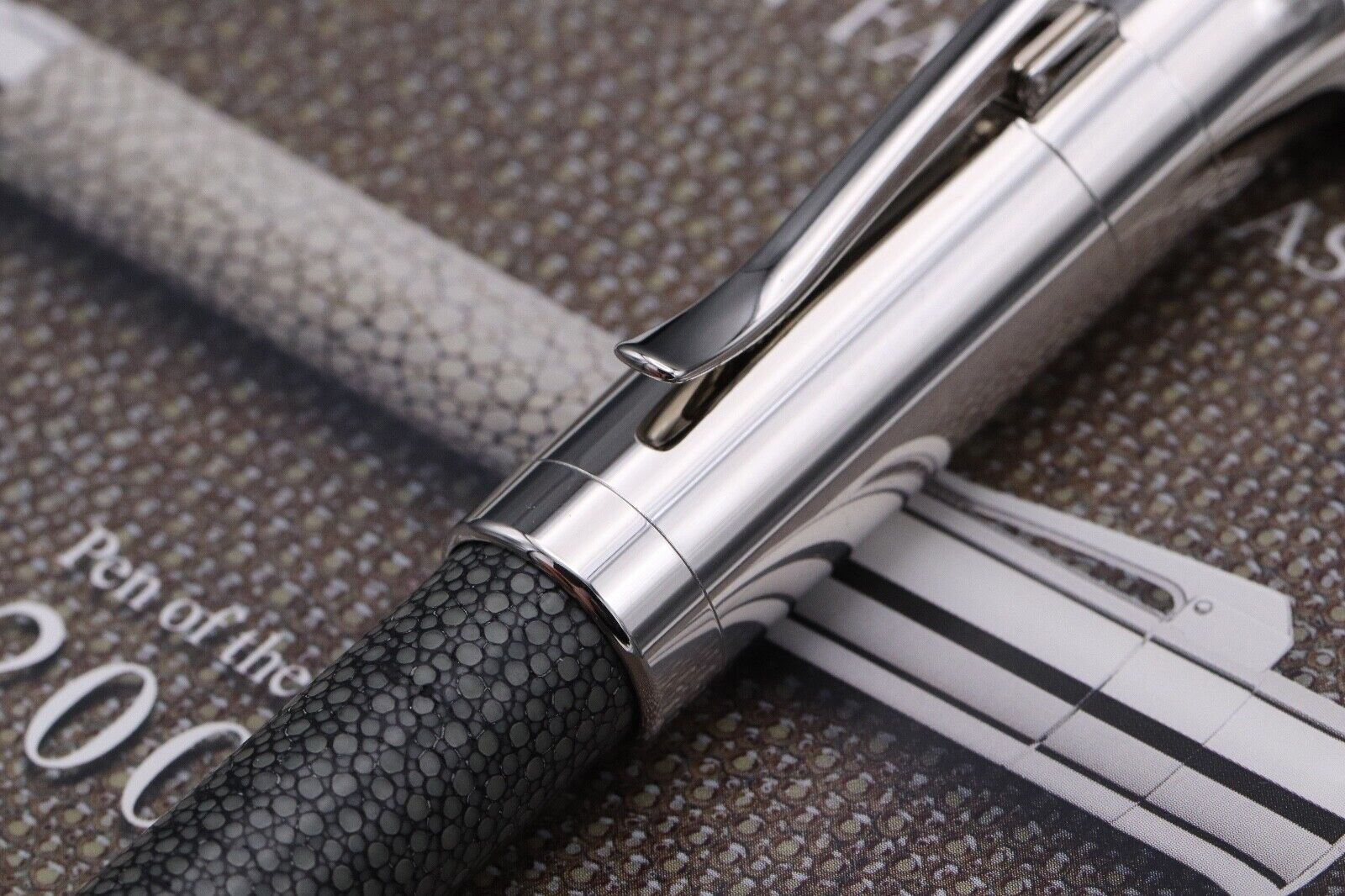 Graf von Faber-Castell Pen of the Year 2005 Galuchet Fountain Pen - UNUSED image 4