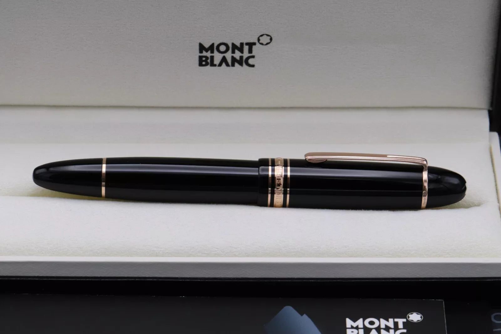 Montblanc Meisterstuck 149 90 Years Fountain Pen - Broad Nib image 7