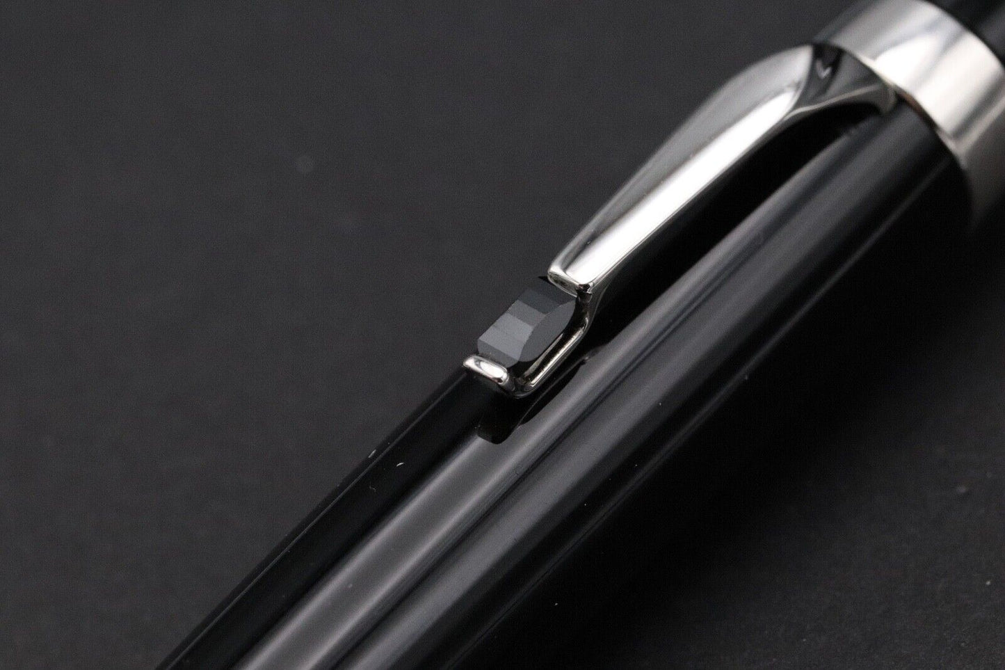 Montblanc Boheme Noir Ballpoint Pen image 2