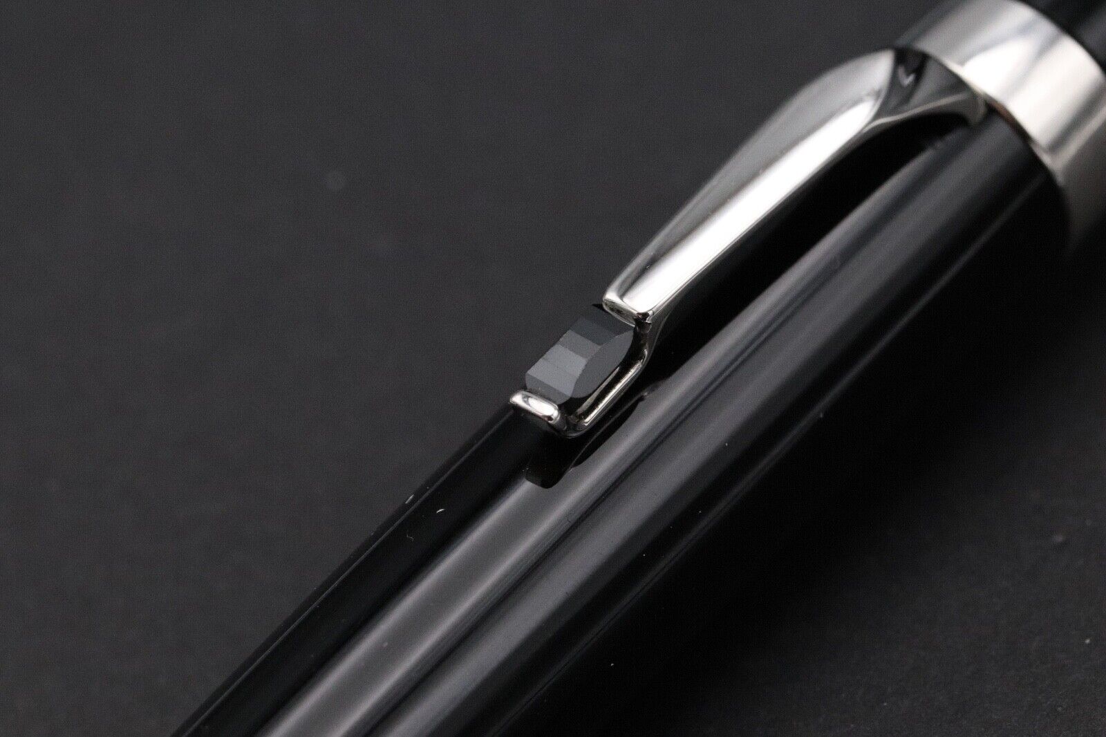 Montblanc Boheme Noir Ballpoint Pen image 2