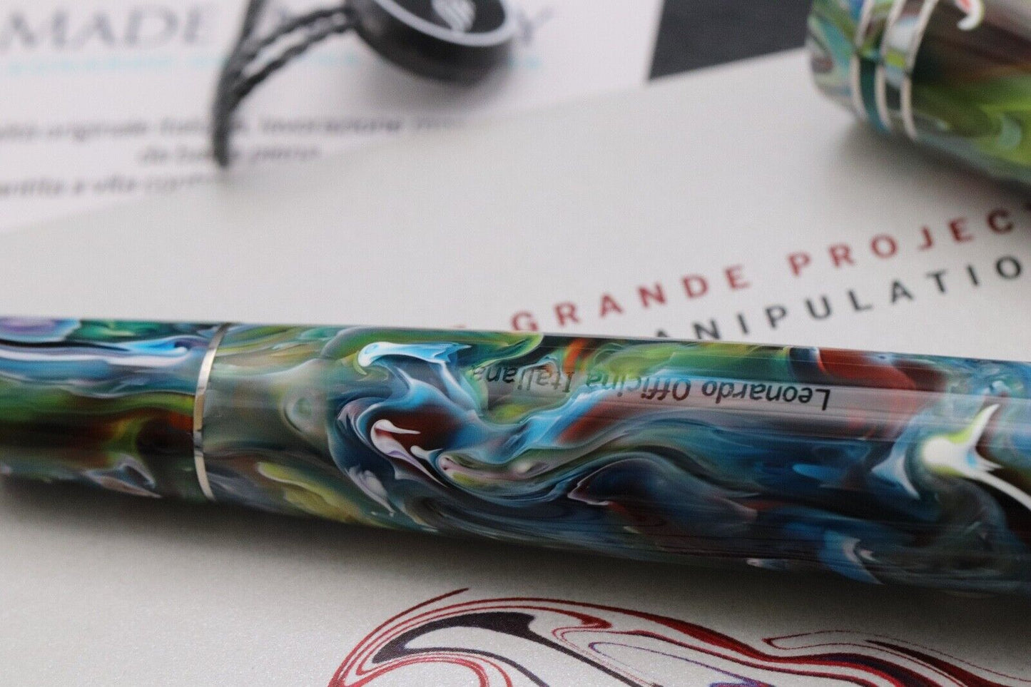 Leonardo Momento Zero Grande 2020 Primary Manipulation LE Fountain Pen image 3