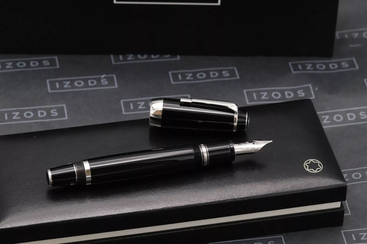 Montblanc Boheme XL Platinum Line No Stone Fountain Pen - Fine Nib image 6