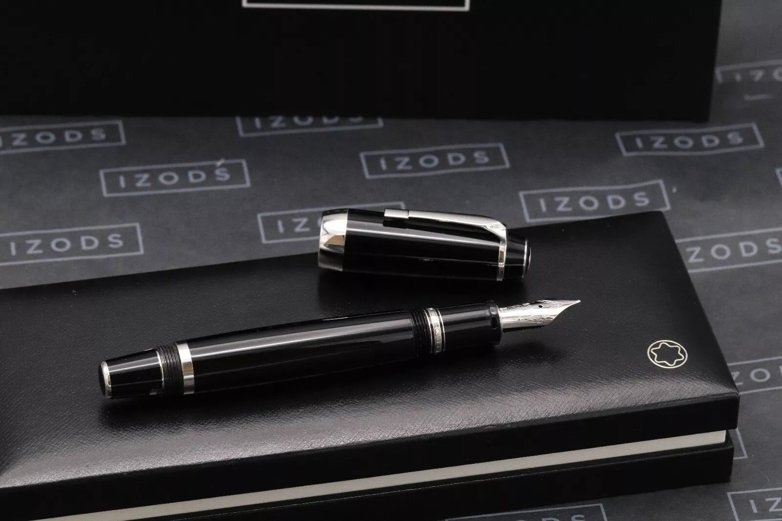 Montblanc Boheme XL Platinum Line No Stone Fountain Pen - Fine Nib image 6