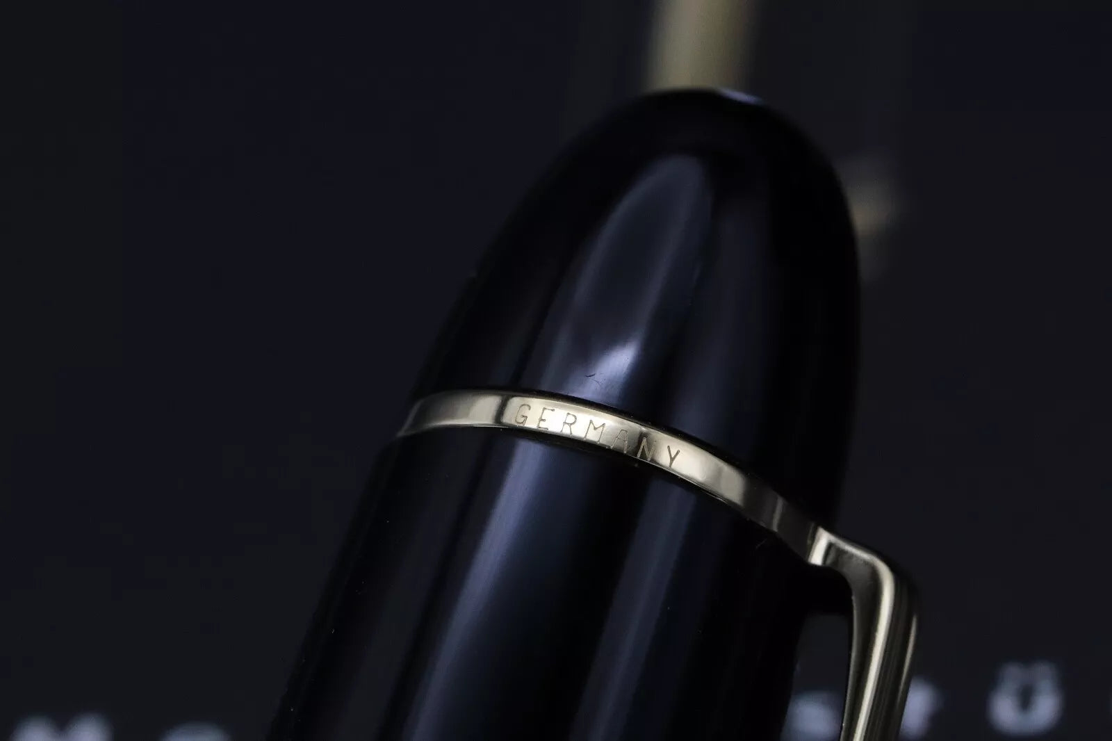 Montblanc Meisterstuck 149 Gold-Coated Fountain Pen - DIPPED - EF Nib image 6