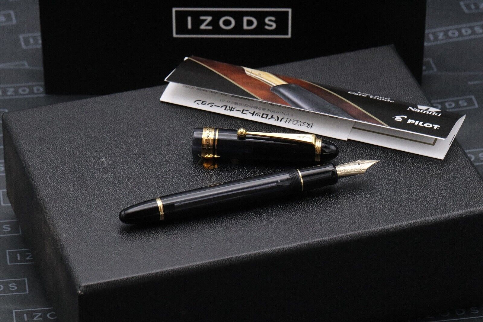 Pilot Custom 823 Smoke Fountain Pen image 0