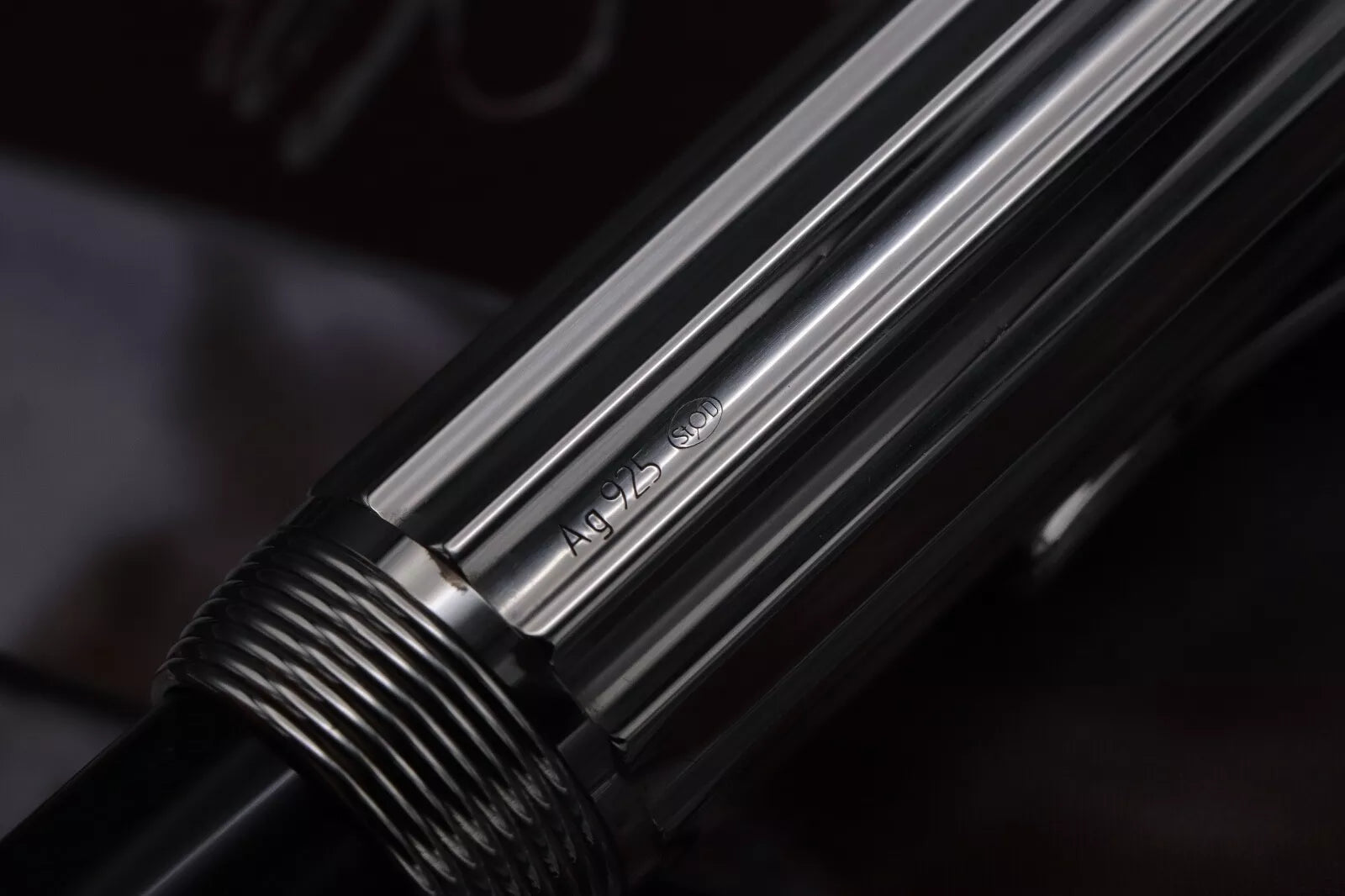 Montblanc Writers Edition Charles Dickens Fountain Pen - UNUSED image 5