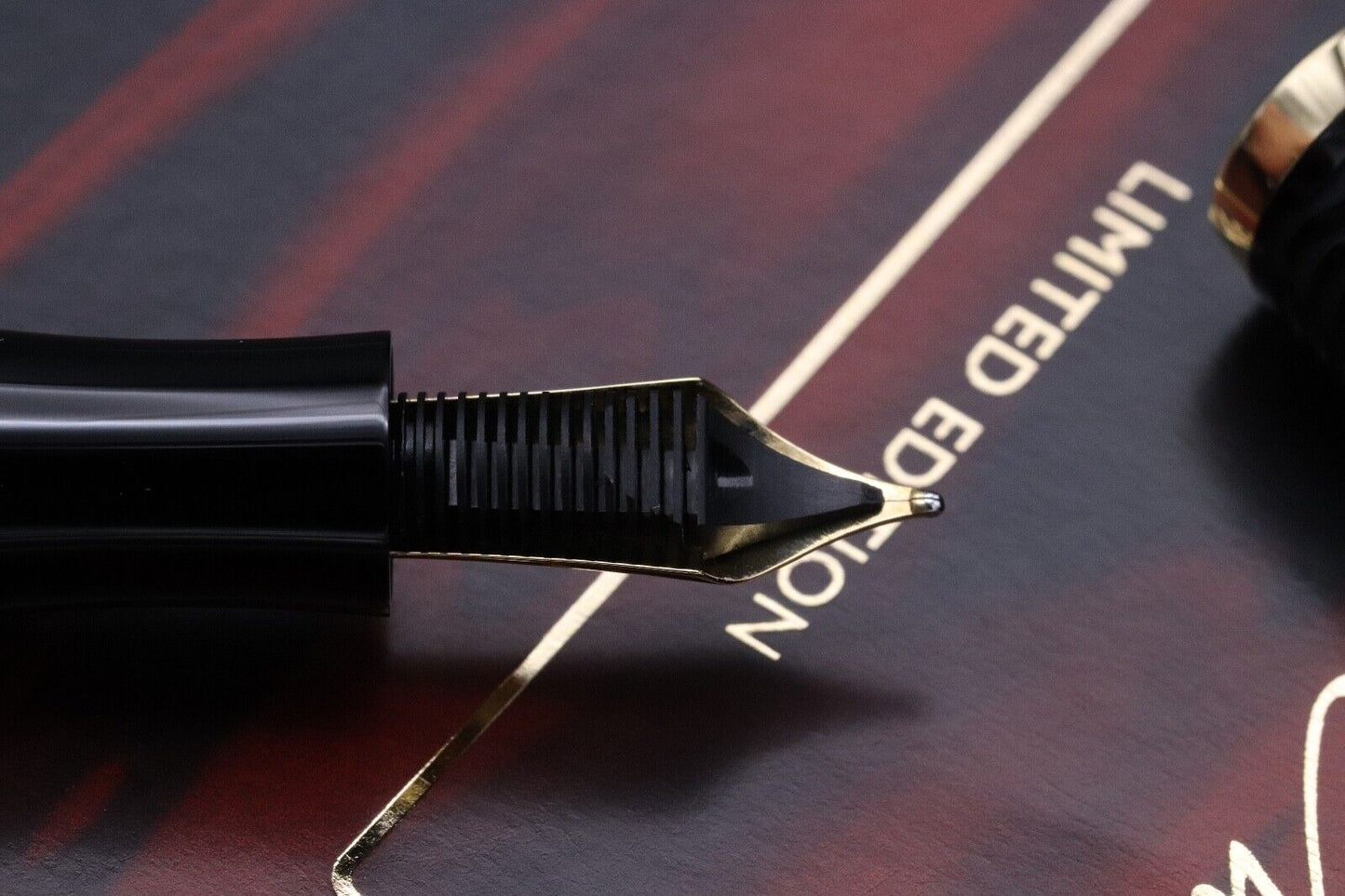 Montblanc Writers Edition Virginia Woolf Fountain Pen – NEVER INKED image 4