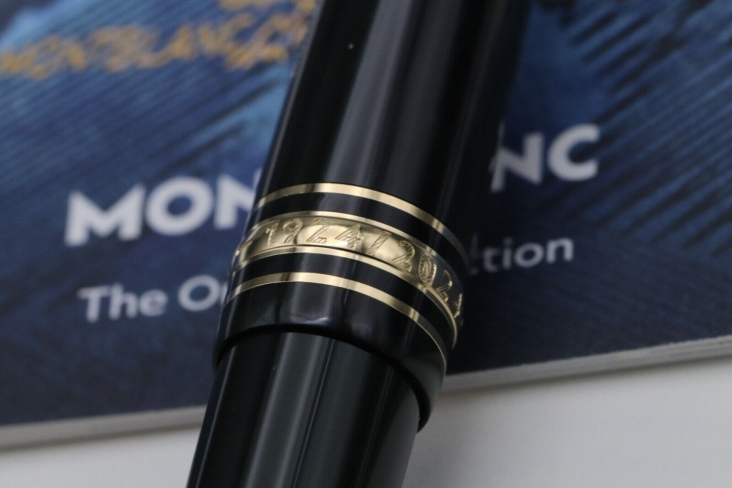 Montblanc Meisterstuck Classique 'Origin Collection' Green Fountain Pen - UNUSED image 4
