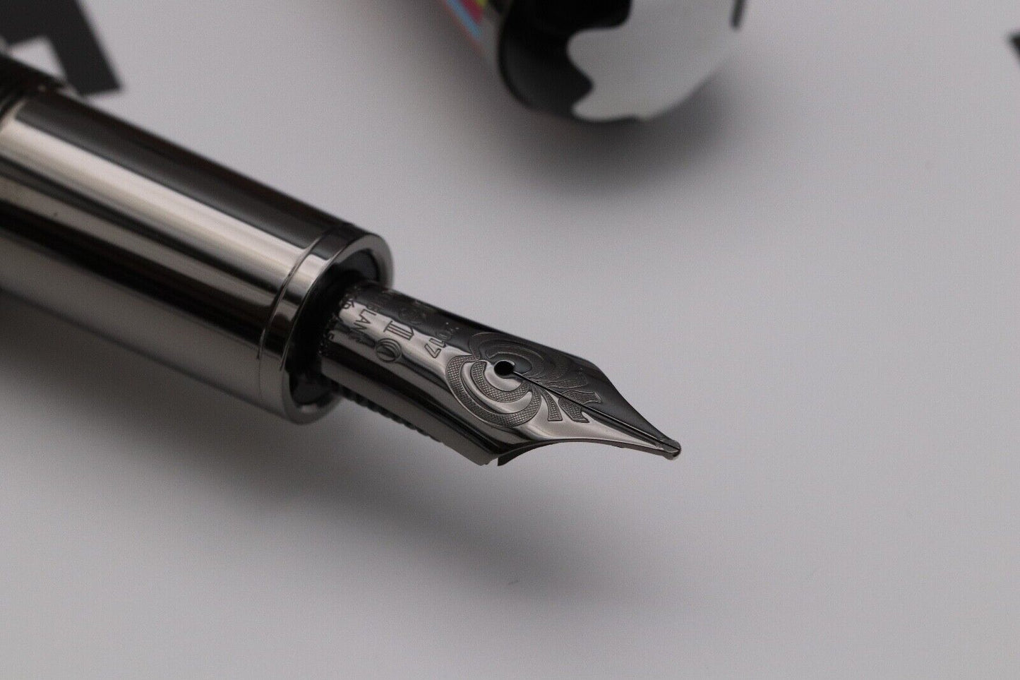 Montblanc Great Characters The Beatles Special Edition Fountain Pen - UNUSED image 3