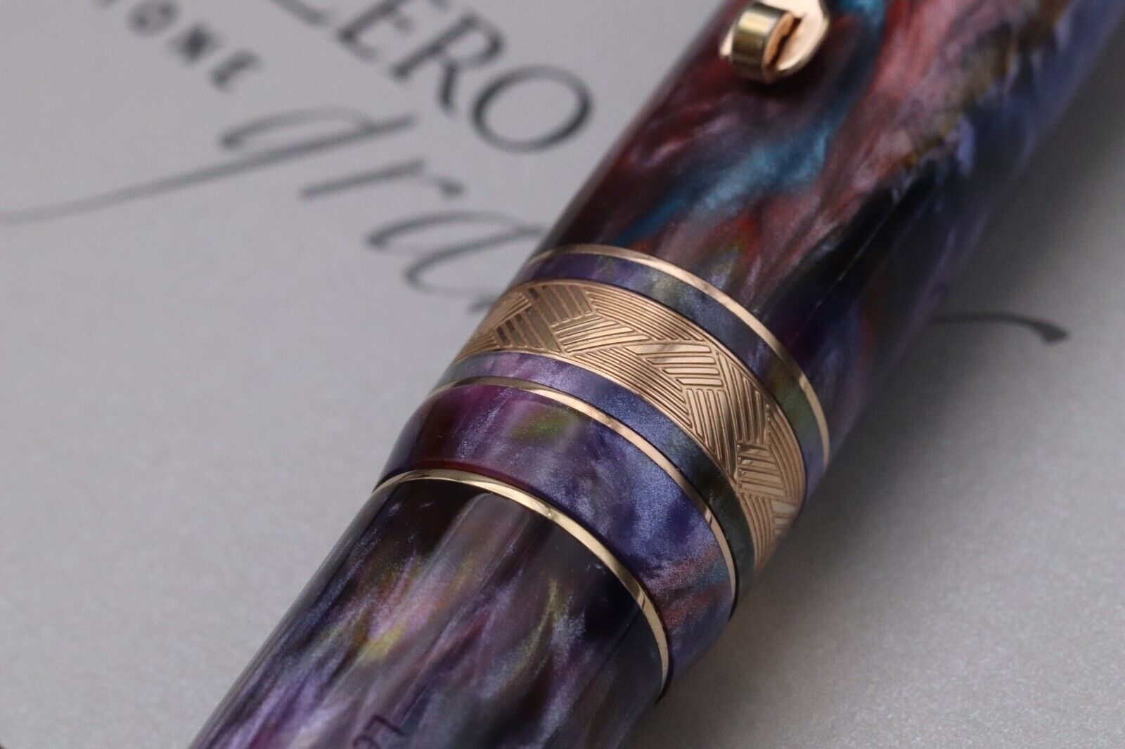 Leonardo Momento Zero Grande Primary Manipulation 4 LE70 Fountain Pen image 4