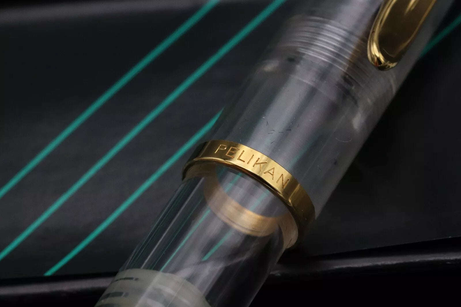 Pelikan 'M481' Demonstrator Fountain Pen - NEVER INKED image 5